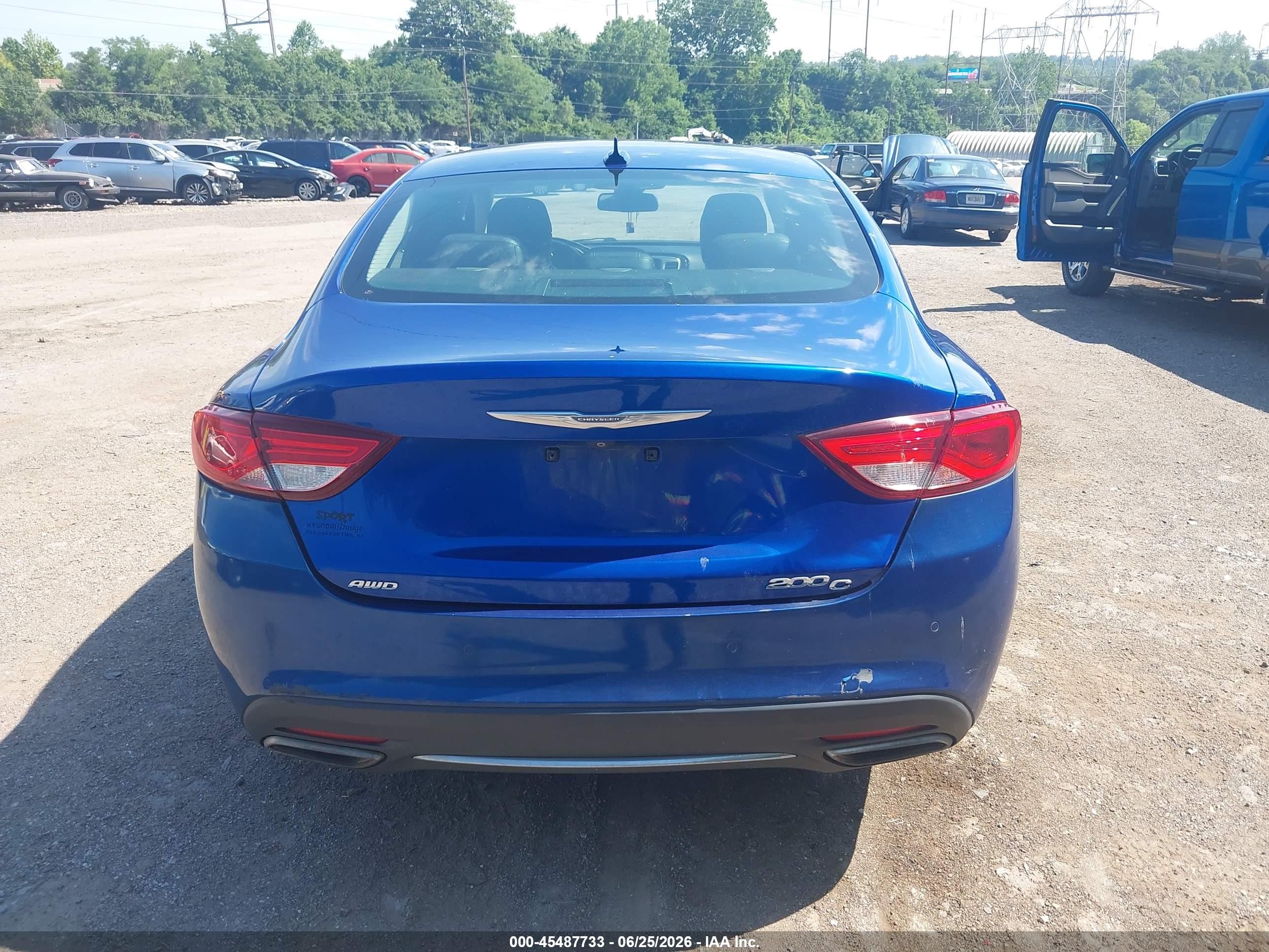 2015 Chrysler 200 C Blue vin: 1C3CCCEG0FN523790