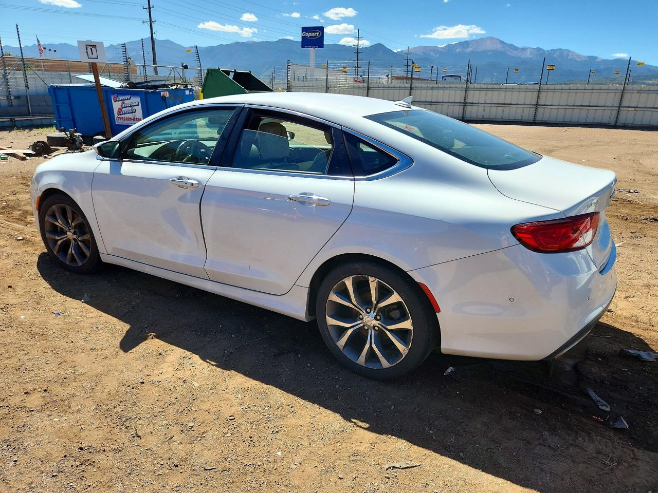 2015 Chrysler 200 C White vin: 1C3CCCEG4FN648484