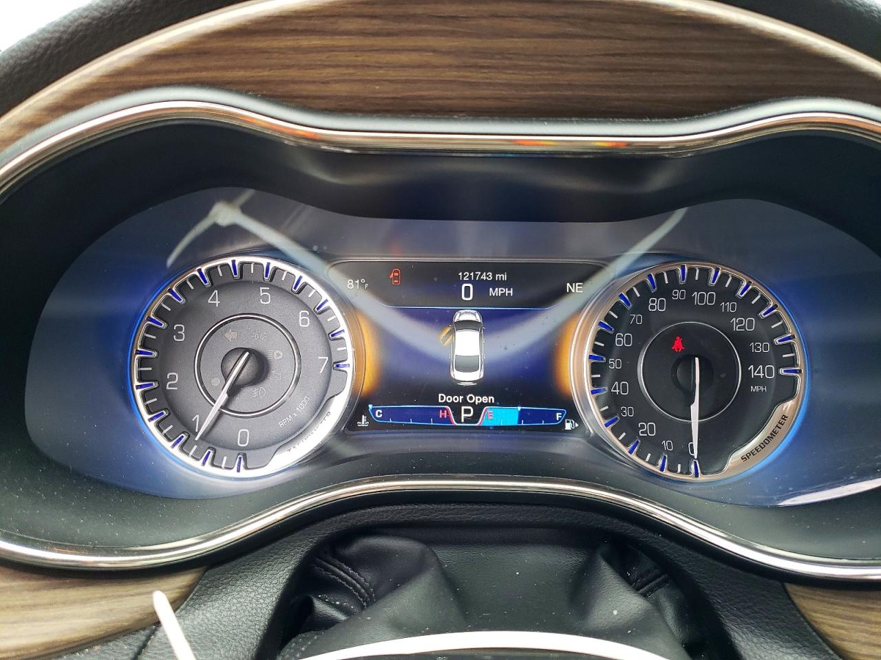 2015 Chrysler 200 C Gray vin: 1C3CCCEG6FN512387