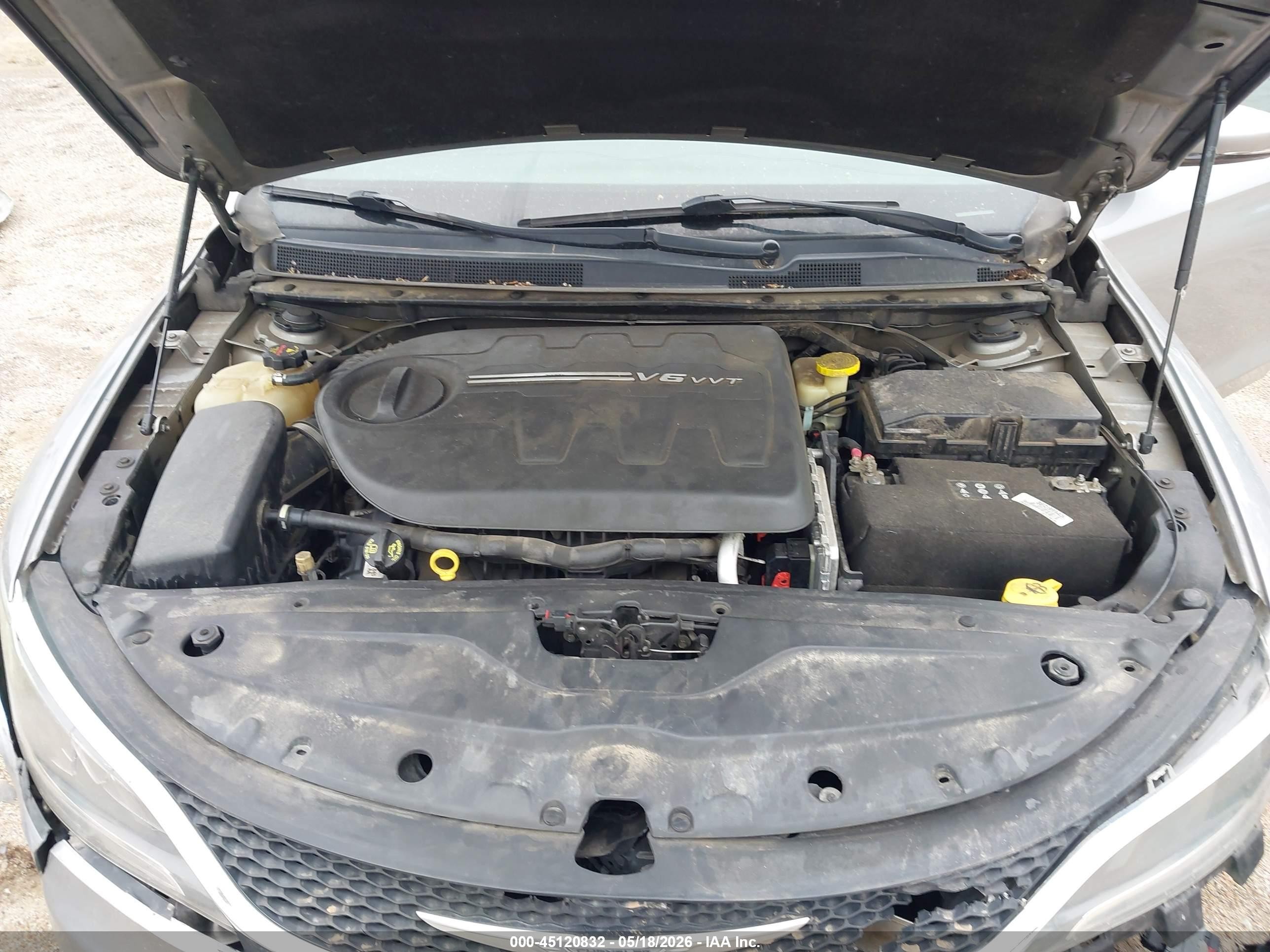 2015 Chrysler 200 C Gray vin: 1C3CCCEG7FN542837