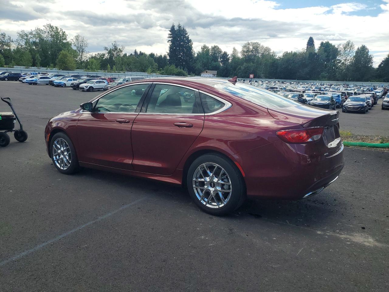 2015 Chrysler 200 C Red vin: 1C3CCCEG7FN551070
