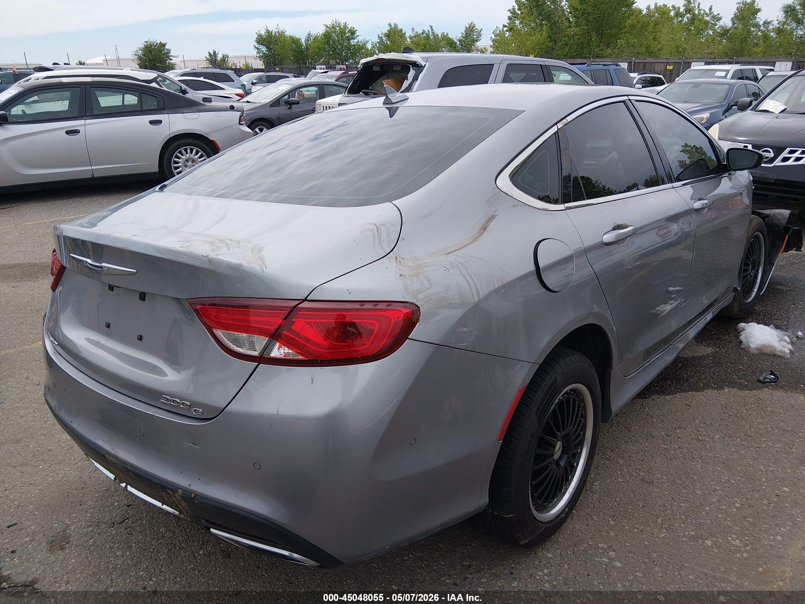 2015 Chrysler 200 C Silver vin: 1C3CCCEG7FN656790