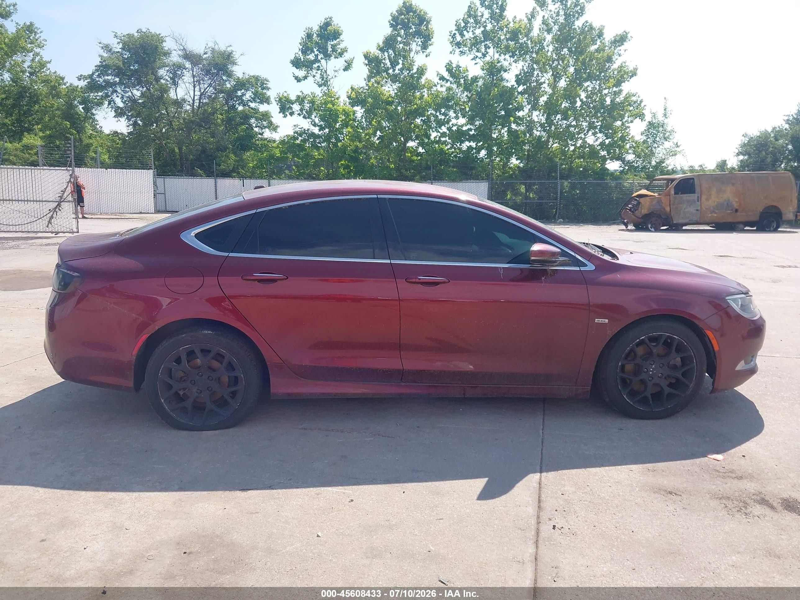 2015 Chrysler 200 C Brown vin: 1C3CCCEG8FN540112