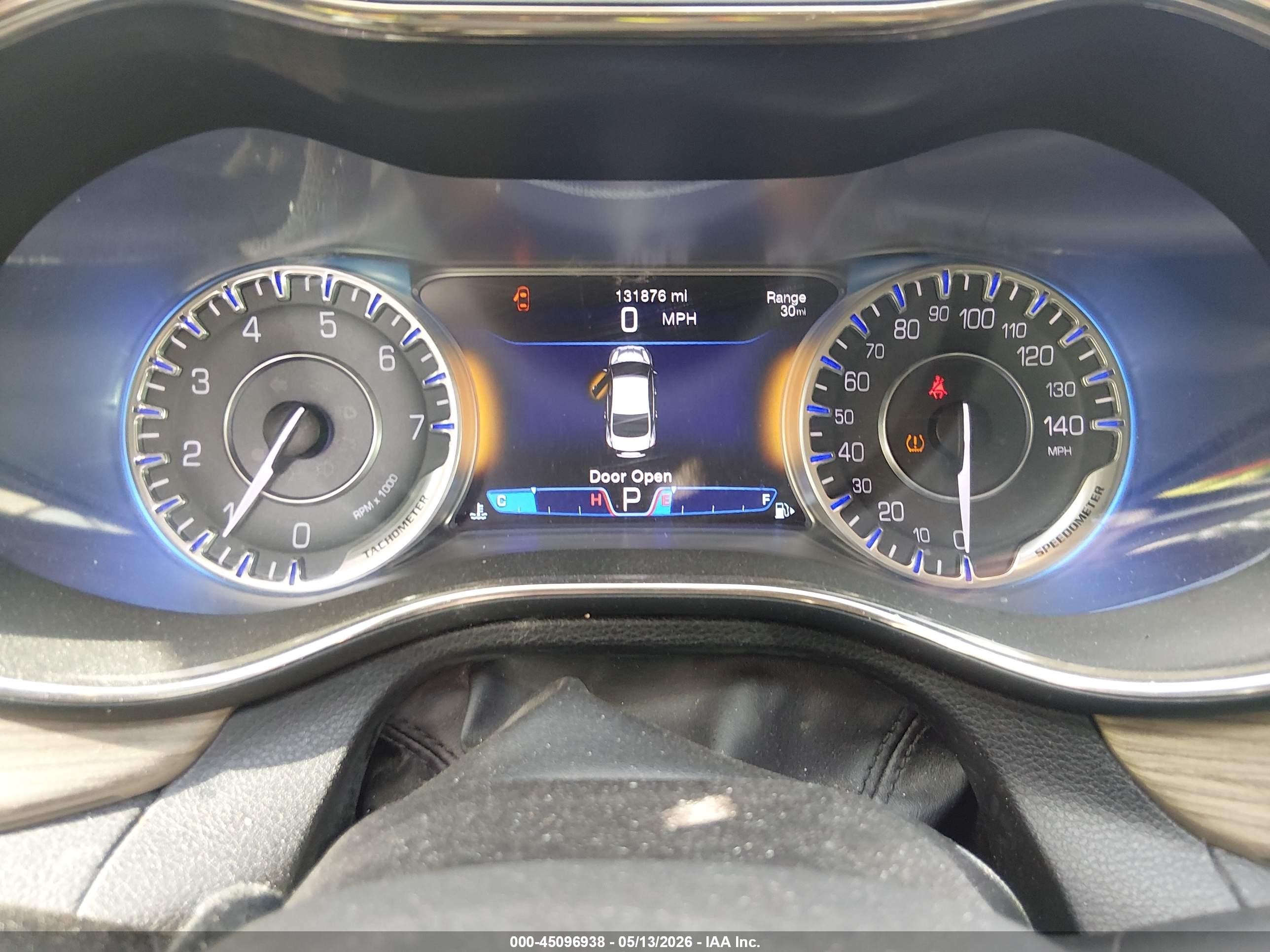2015 Chrysler 200 C White vin: 1C3CCCEG8FN563373