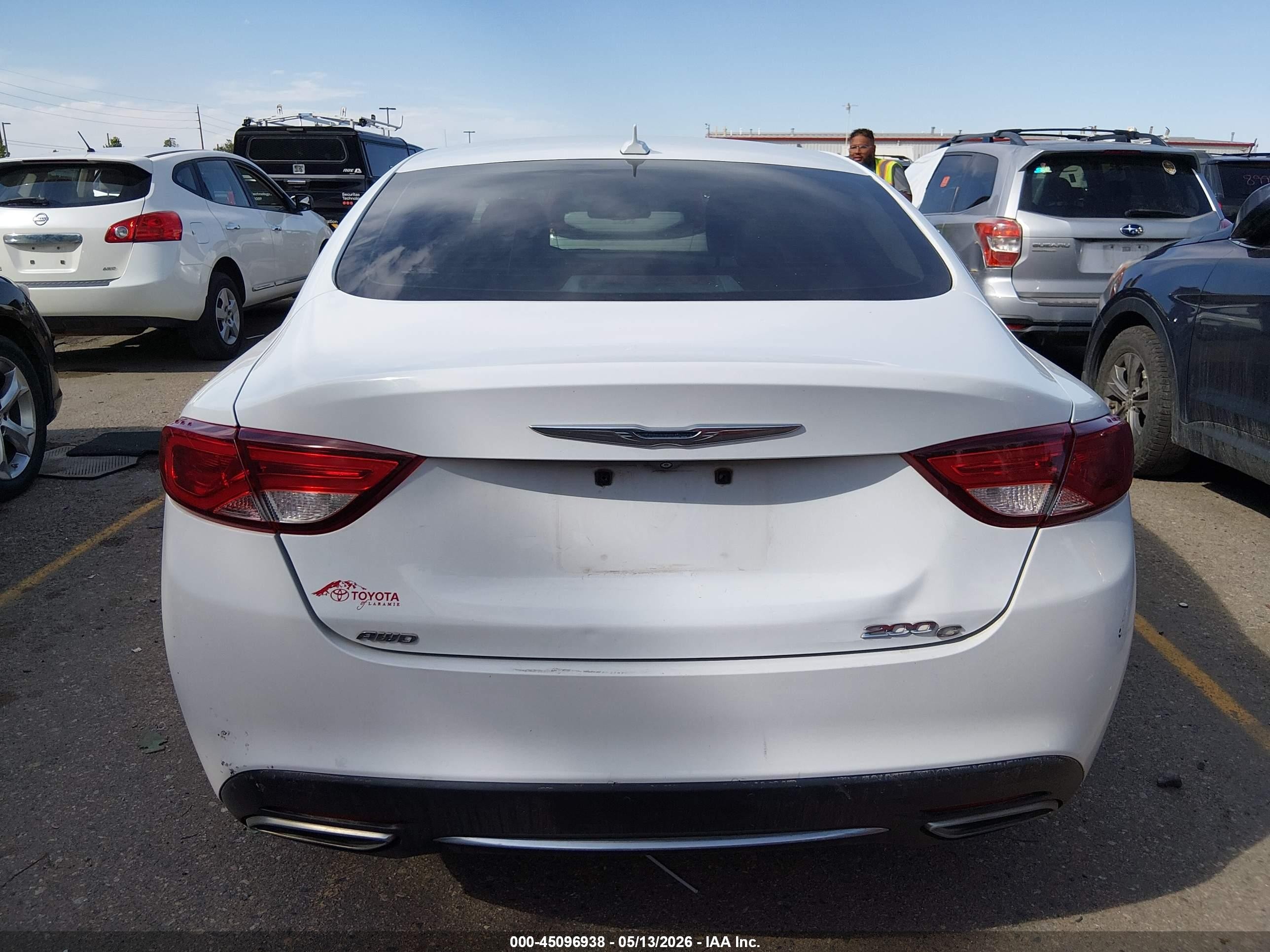 2015 Chrysler 200 C White vin: 1C3CCCEG8FN563373