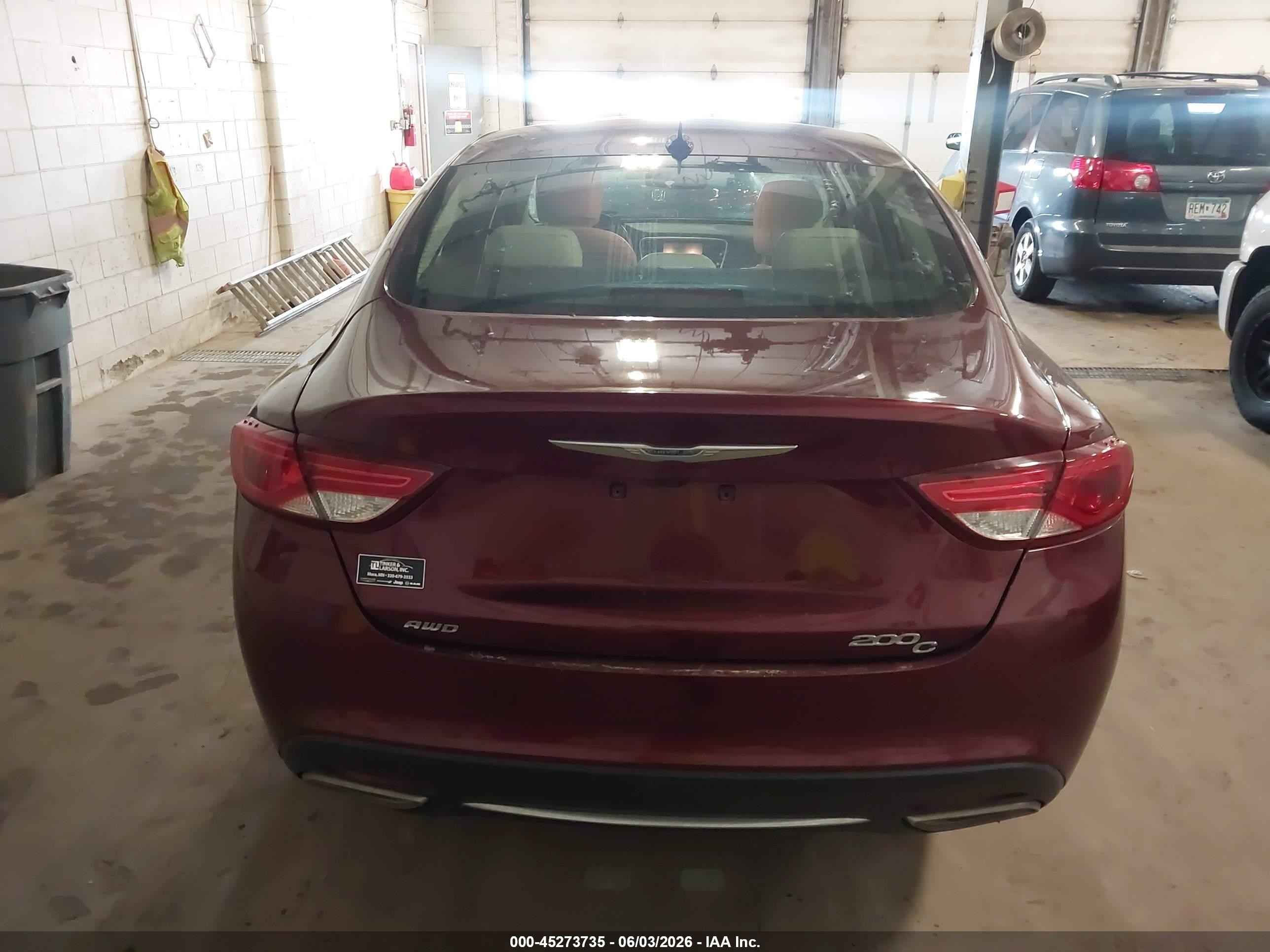 2015 Chrysler 200 C Burgundy vin: 1C3CCCEG9FN592994