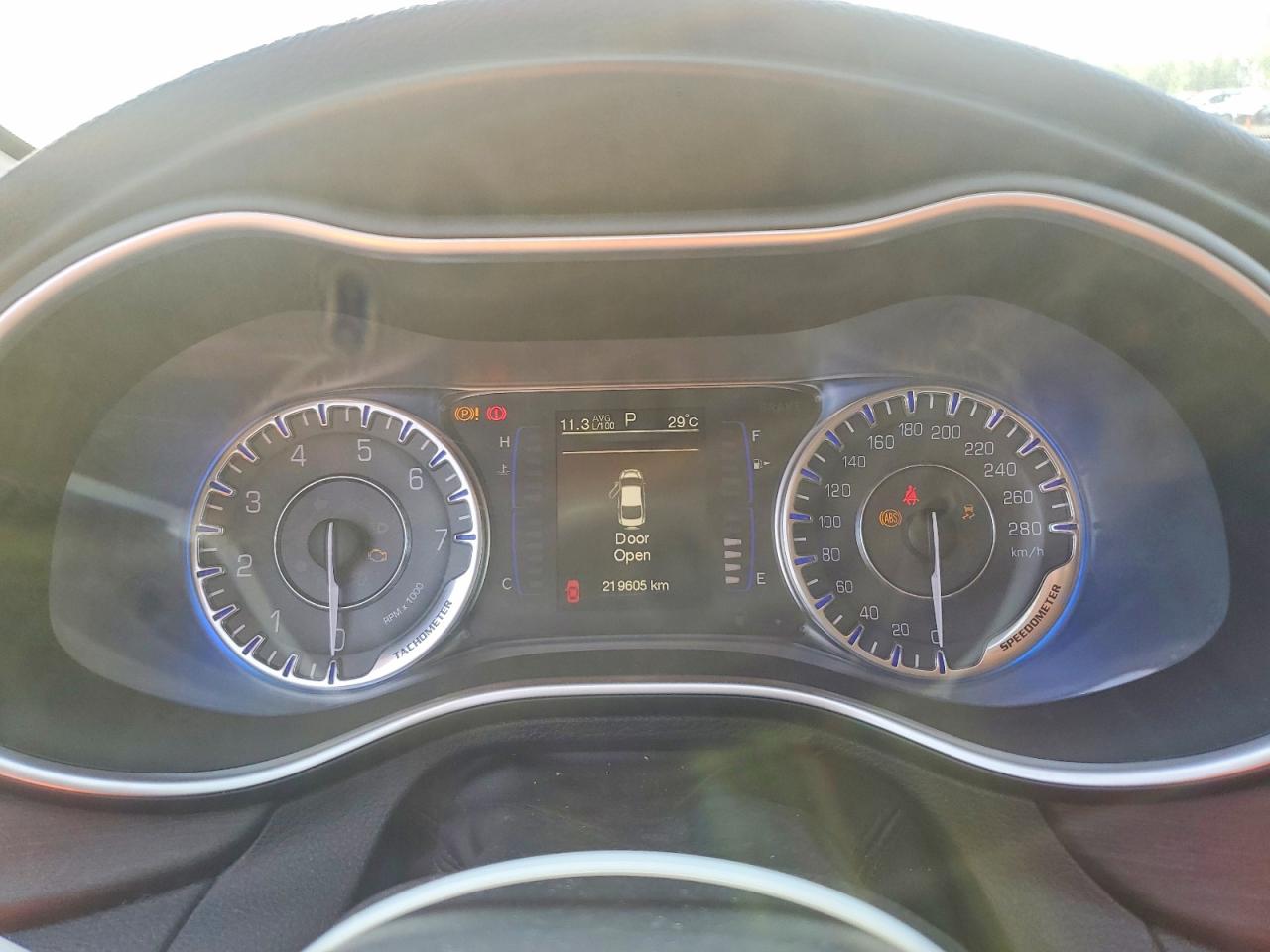 2015 Chrysler 200 Lx Gray vin: 1C3CCCFB3FN511099