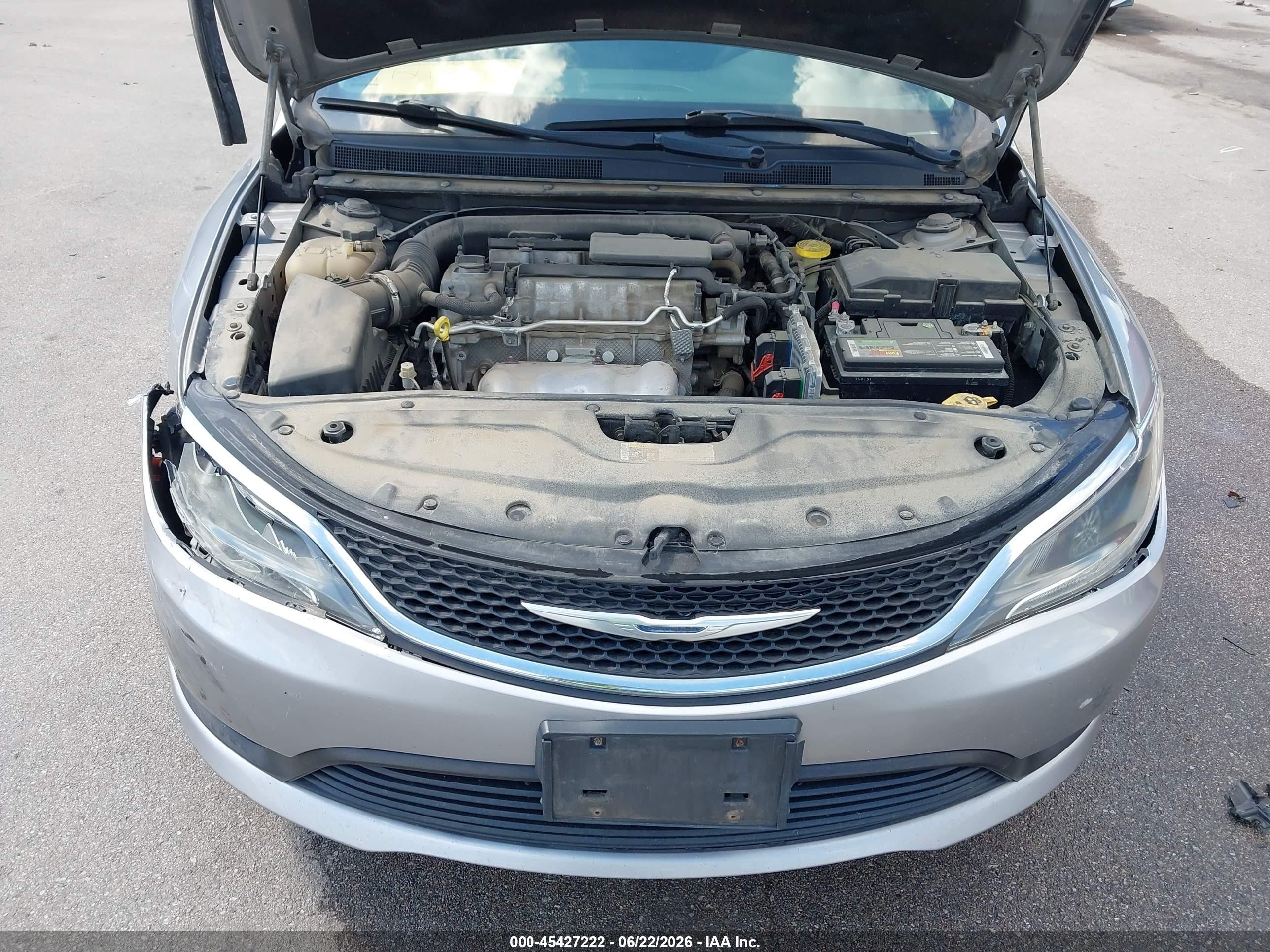 2015 Chrysler 200 Lx Silver vin: 1C3CCCFB3FN591973