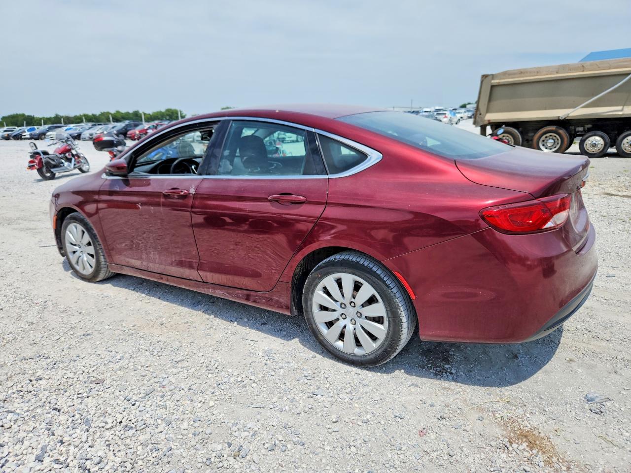 2015 Chrysler 200 Lx Maroon vin: 1C3CCCFB4FN634670