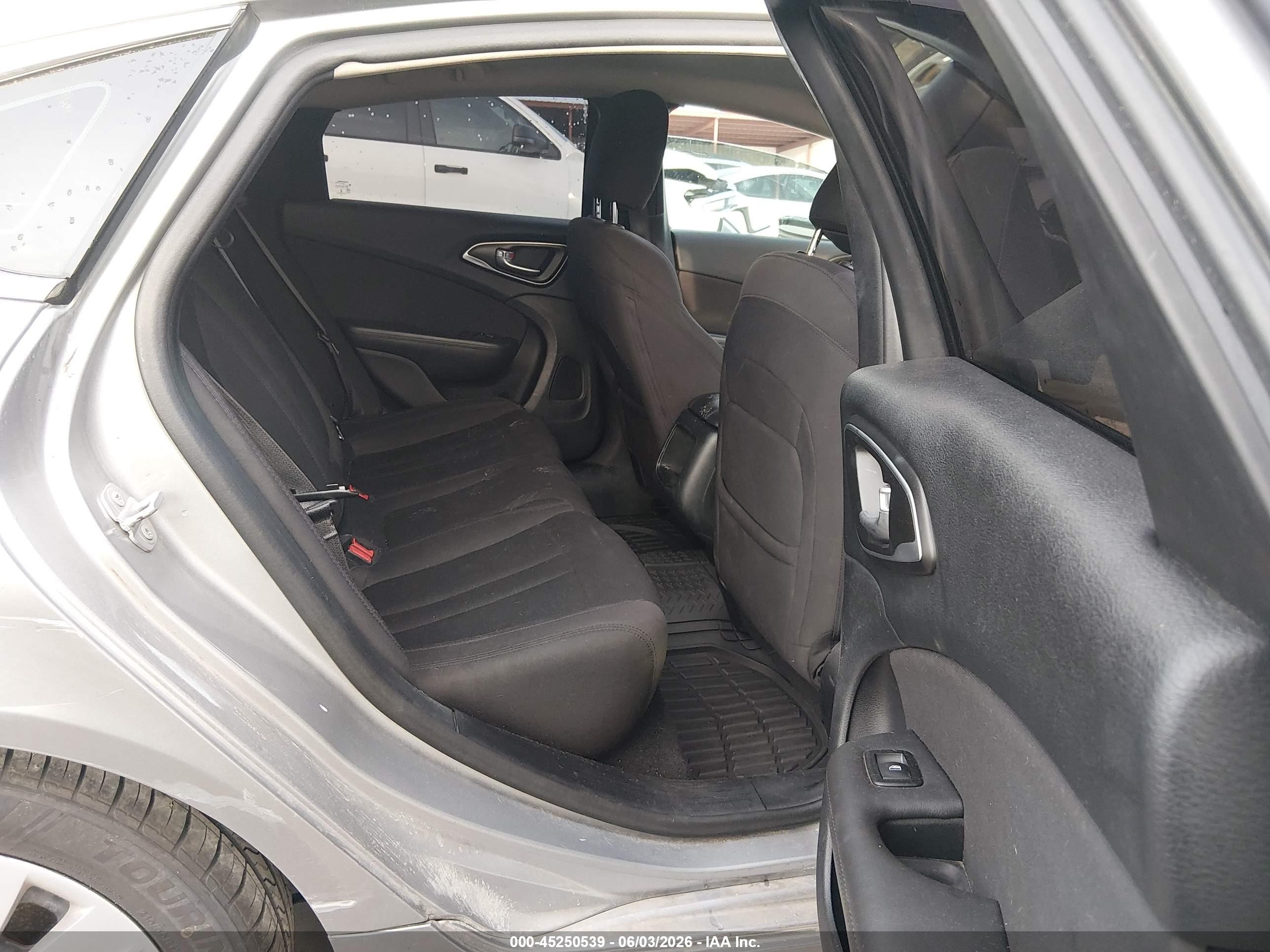 2015 Chrysler 200 Lx Серый vin: 1C3CCCFB4FN703552