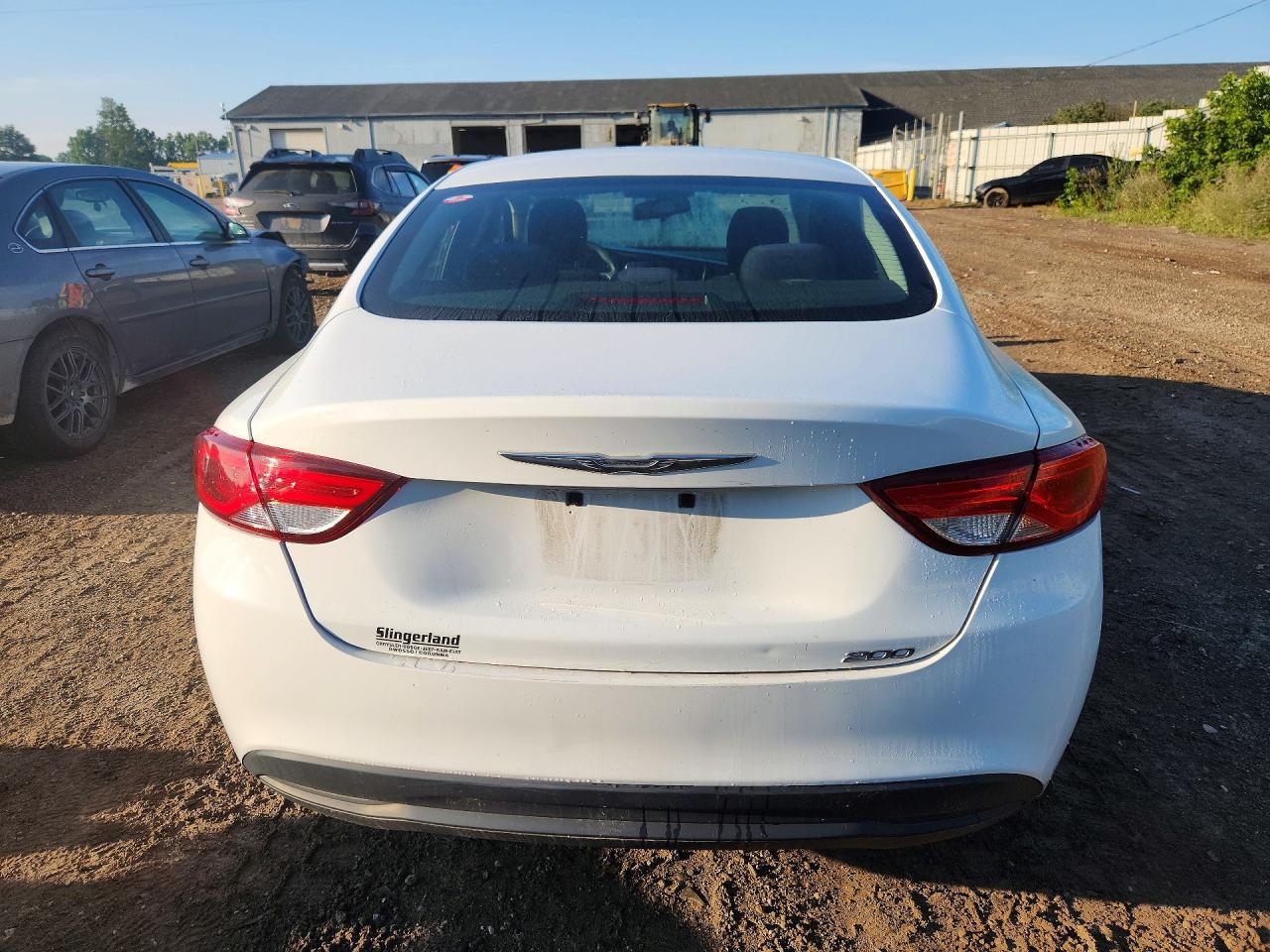 2015 Chrysler 200 Lx White vin: 1C3CCCFB9FN622238