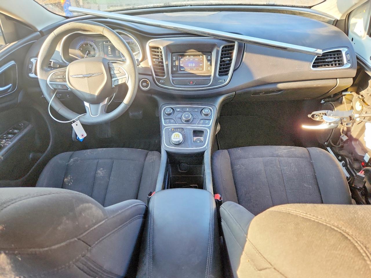 2015 Chrysler 200 Lx White vin: 1C3CCCFB9FN622238