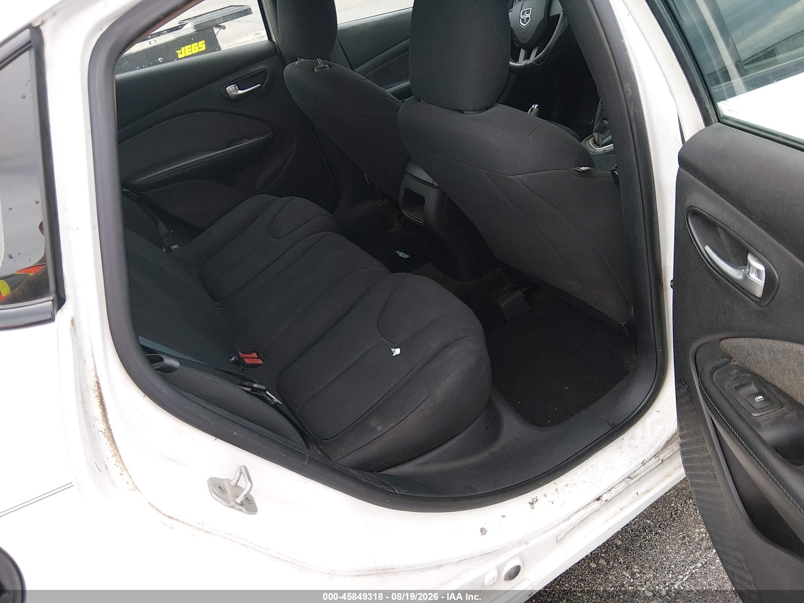 2013 Dodge Dart Se White vin: 1C3CDFAA5DD302897