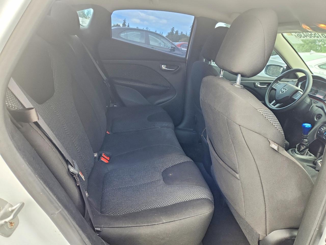 2014 Dodge Dart Se White vin: 1C3CDFAA5ED833809