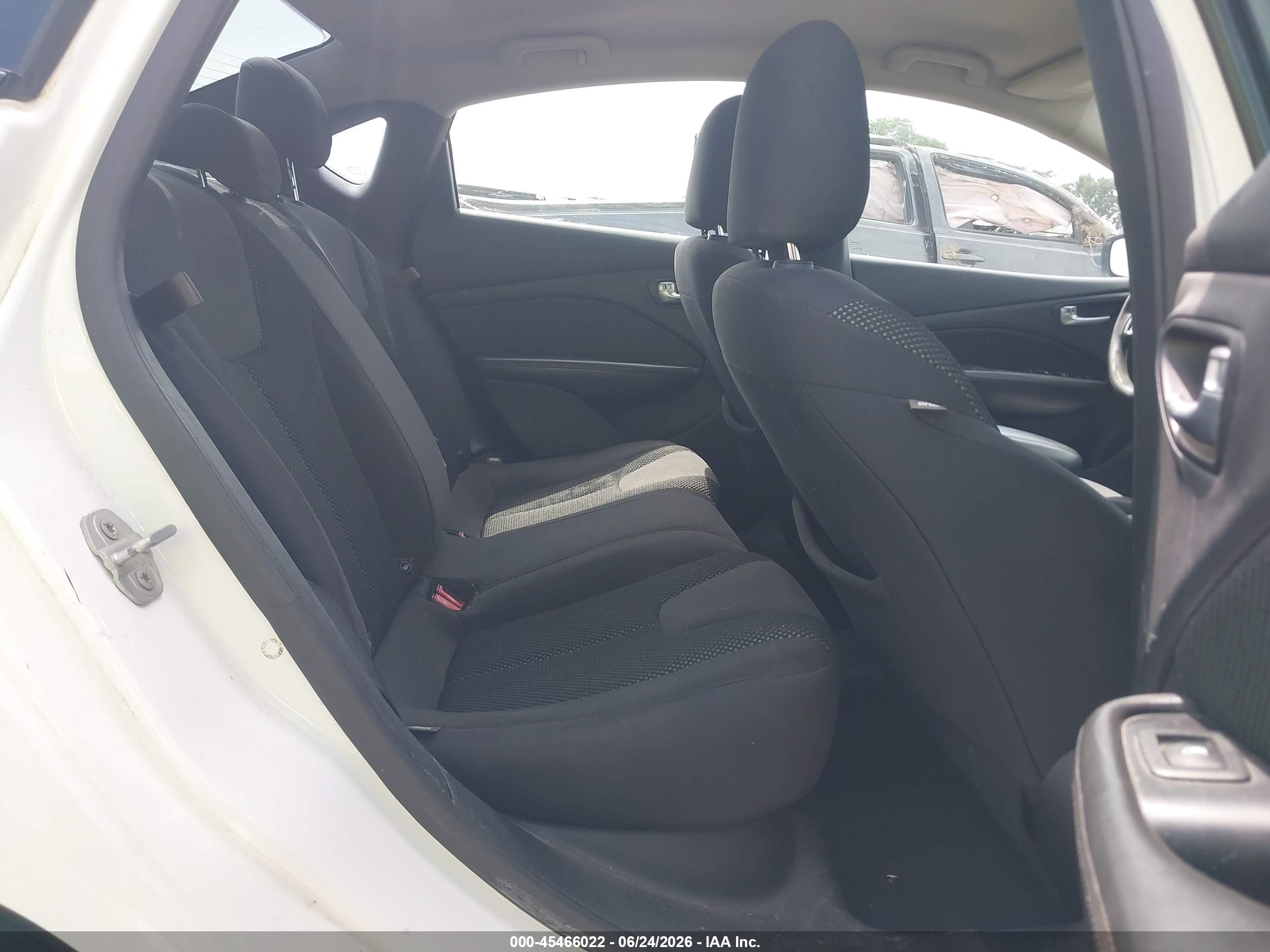 2015 Dodge Dart Se White vin: 1C3CDFAA5FD375366