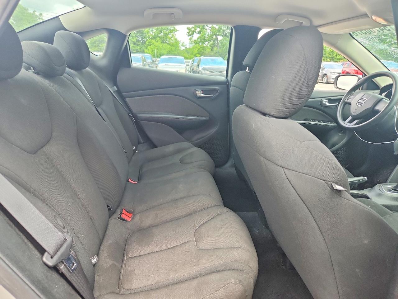 2013 Dodge Dart Se Silver vin: 1C3CDFAA7DD200338
