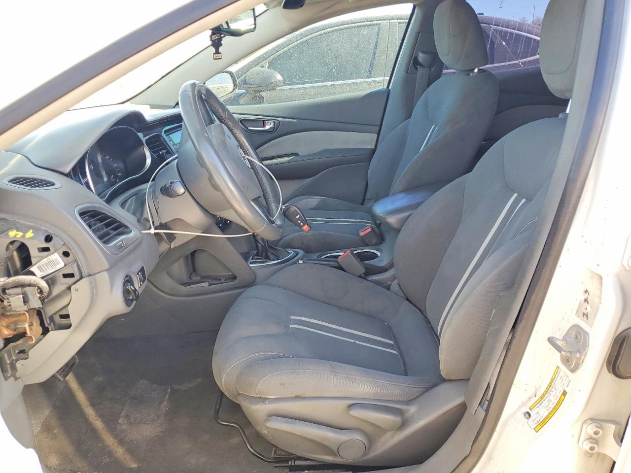2013 Dodge Dart Sxt White vin: 1C3CDFBA0DD147240