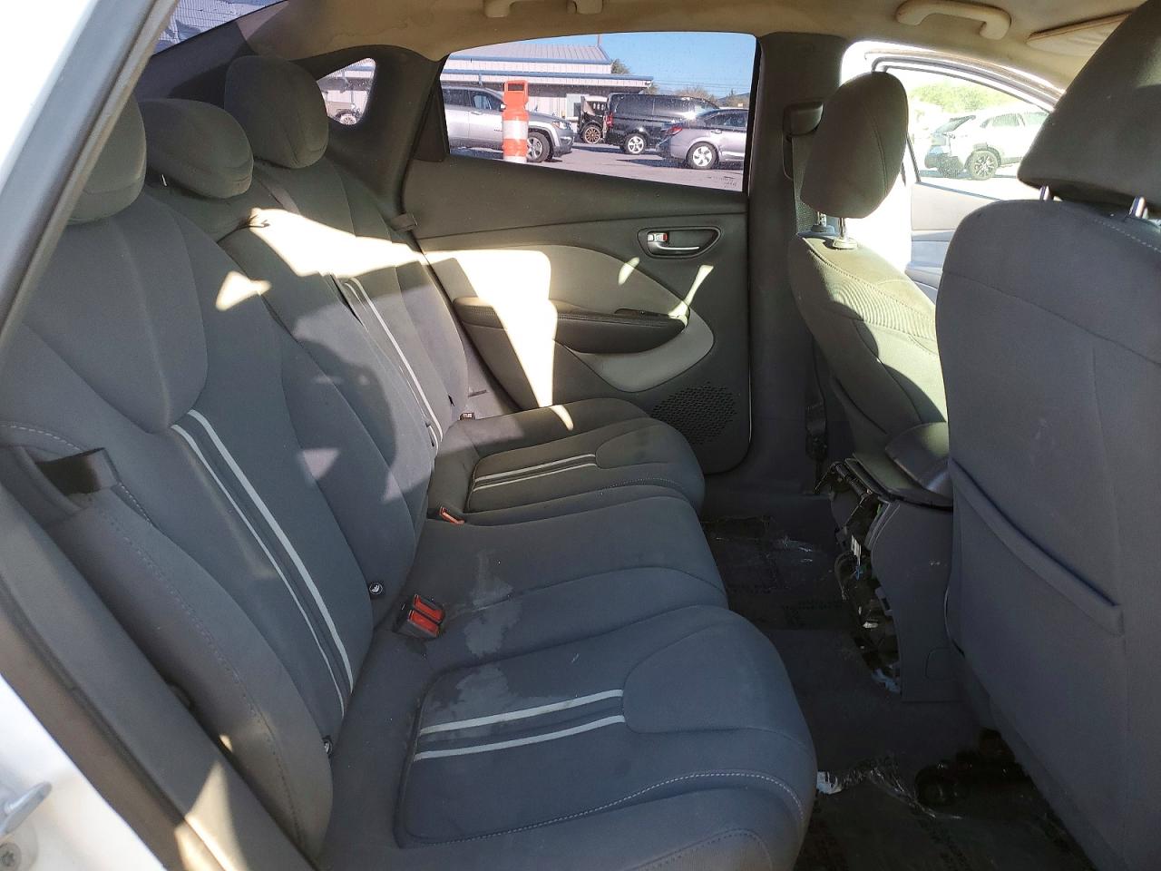 2013 Dodge Dart Sxt White vin: 1C3CDFBA0DD147240