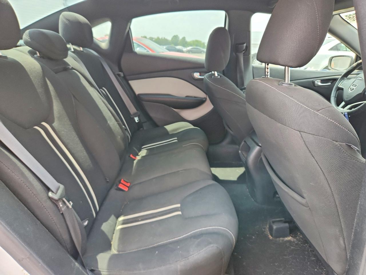 2013 Dodge Dart Sxt White vin: 1C3CDFBA6DD119006