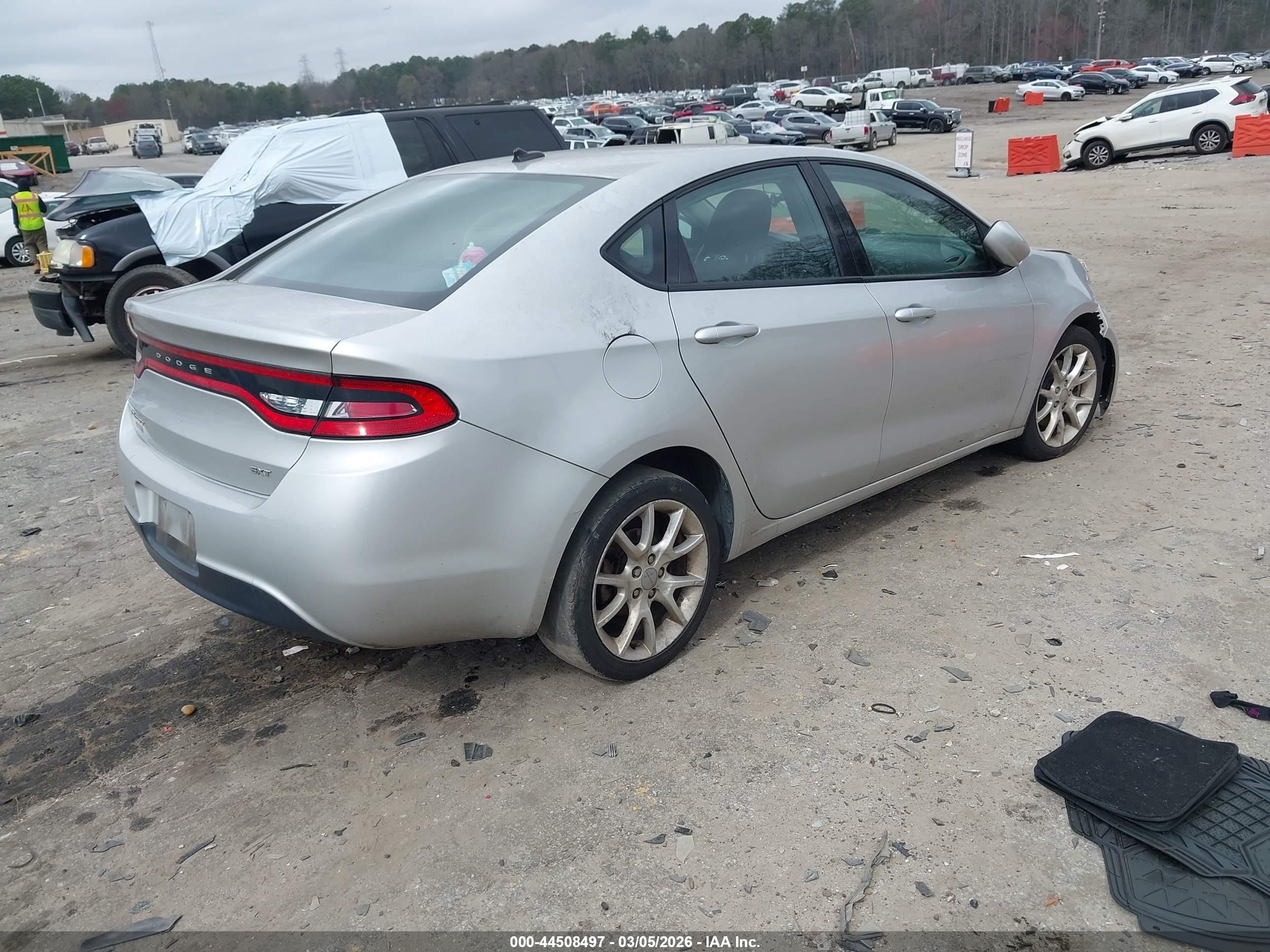 2013 Dodge Dart Sxt Silver vin: 1C3CDFBA9DD318180