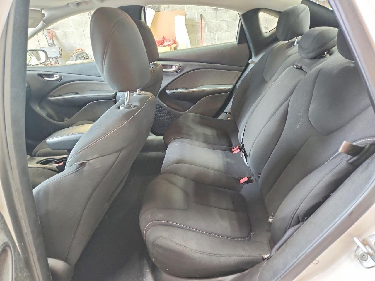 2013 Dodge Dart Sxt White vin: 1C3CDFBA9DD322360