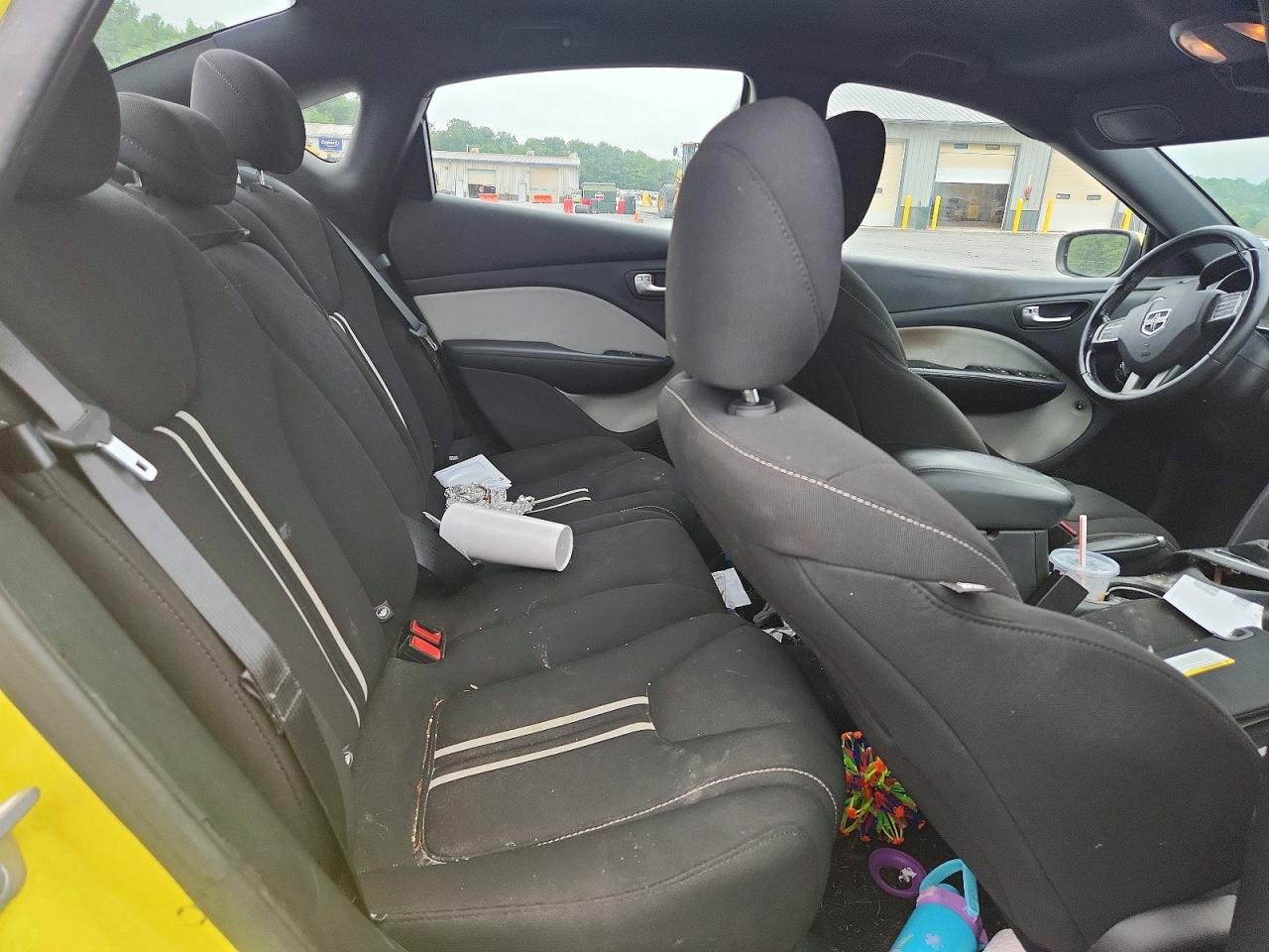 2013 Dodge Dart Sxt Yellow vin: 1C3CDFBAXDD147276
