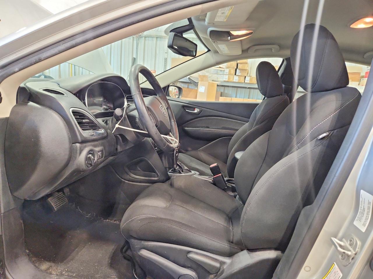 2013 Dodge Dart Sxt Silver vin: 1C3CDFBAXDD288607