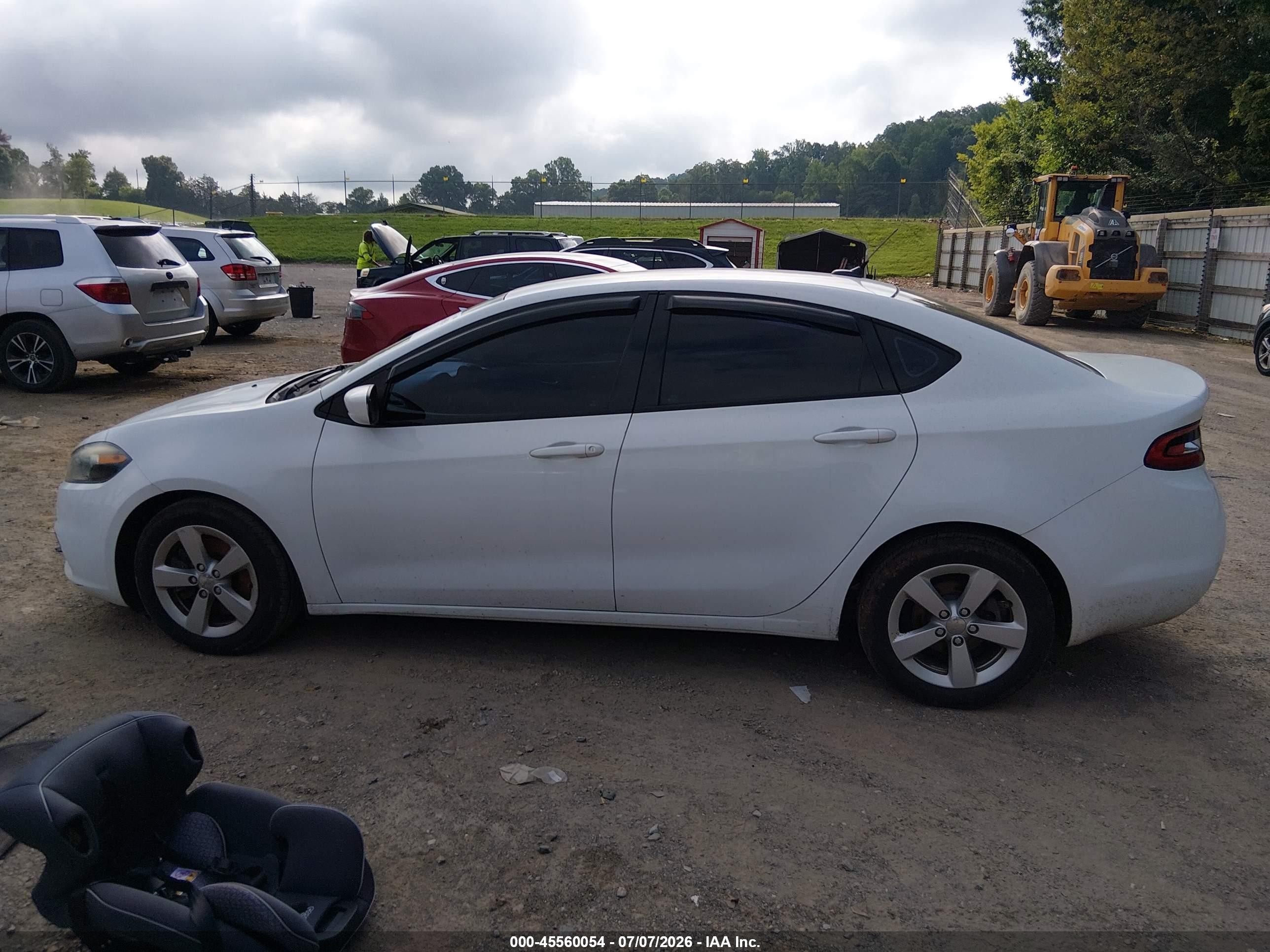 2015 Dodge Dart Sxt White vin: 1C3CDFBB0FD221834