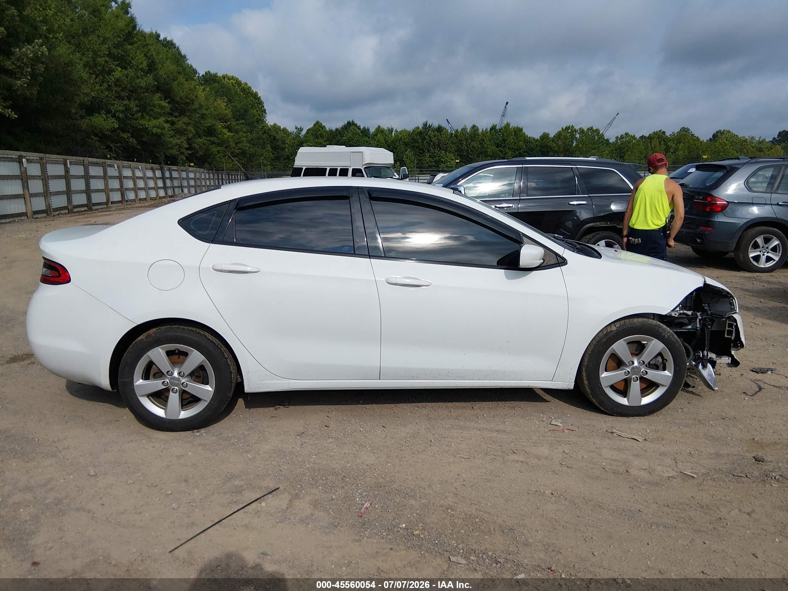 2015 Dodge Dart Sxt White vin: 1C3CDFBB0FD221834