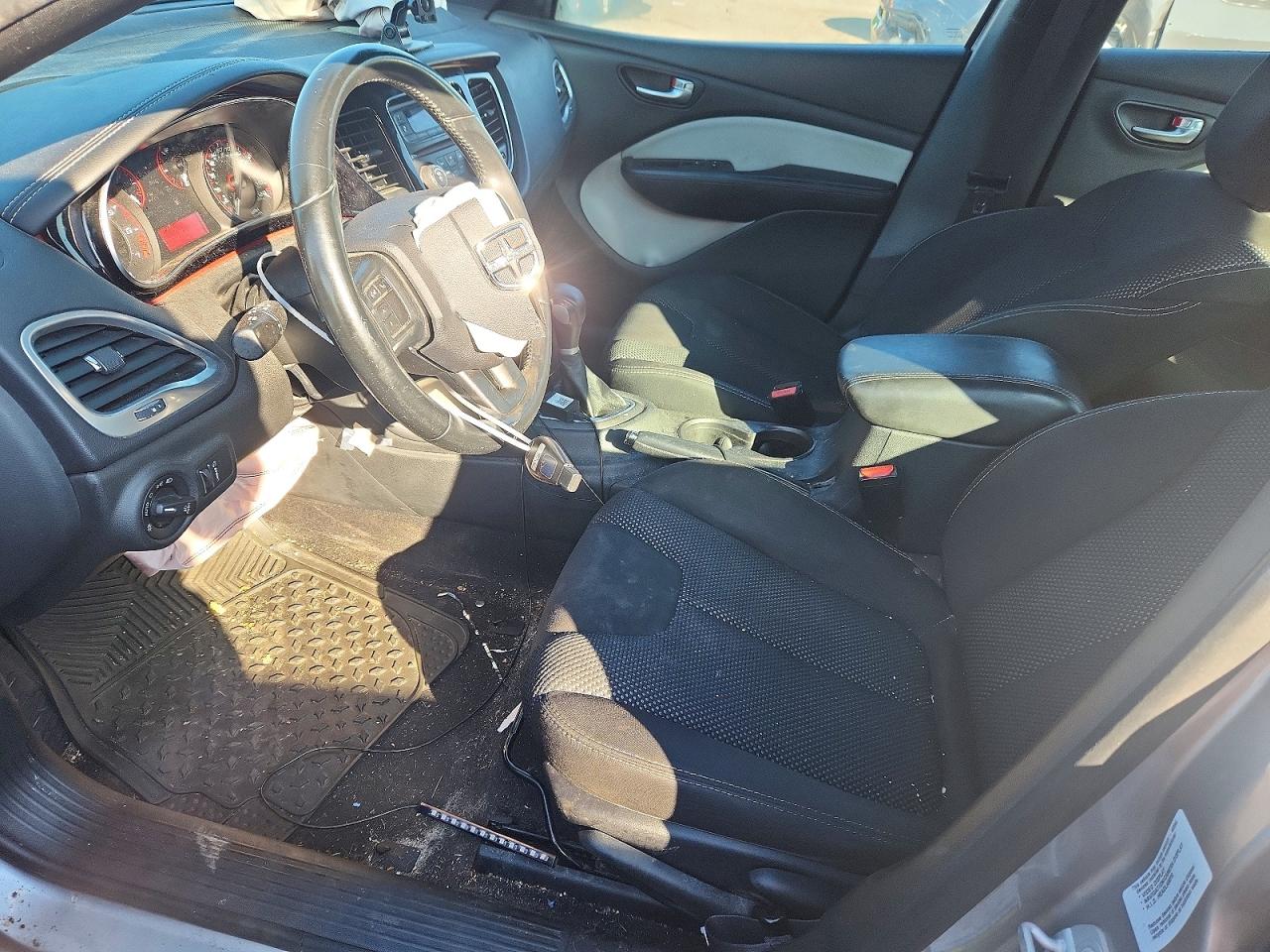 2015 Dodge Dart Sxt Серебряный vin: 1C3CDFBB0FD346204
