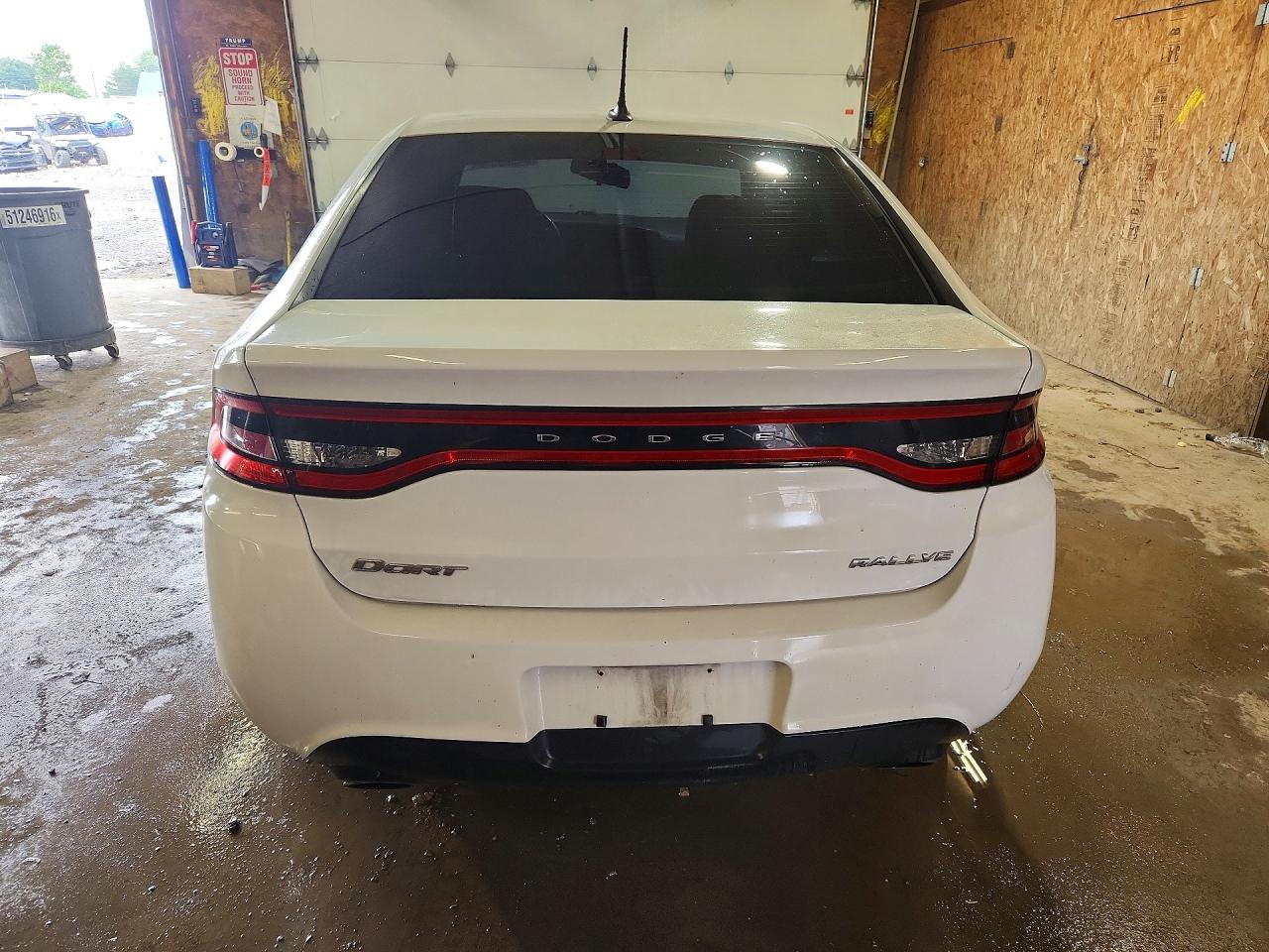 2015 Dodge Dart Sxt White vin: 1C3CDFBB1FD165810