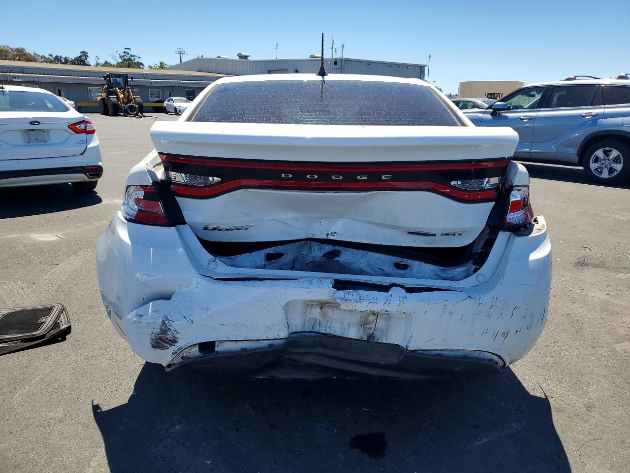 2015 Dodge Dart Sxt Белый vin: 1C3CDFBB1FD211622