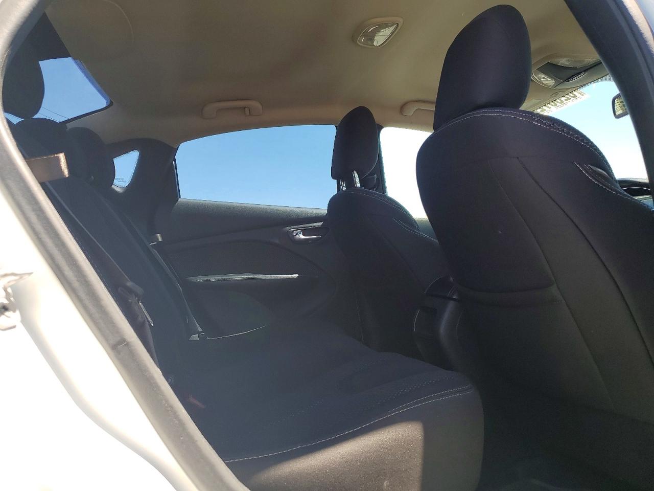 2015 Dodge Dart Sxt Белый vin: 1C3CDFBB1FD211622