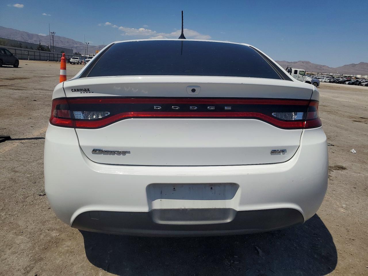 2016 Dodge Dart Sxt White vin: 1C3CDFBB1GD736861