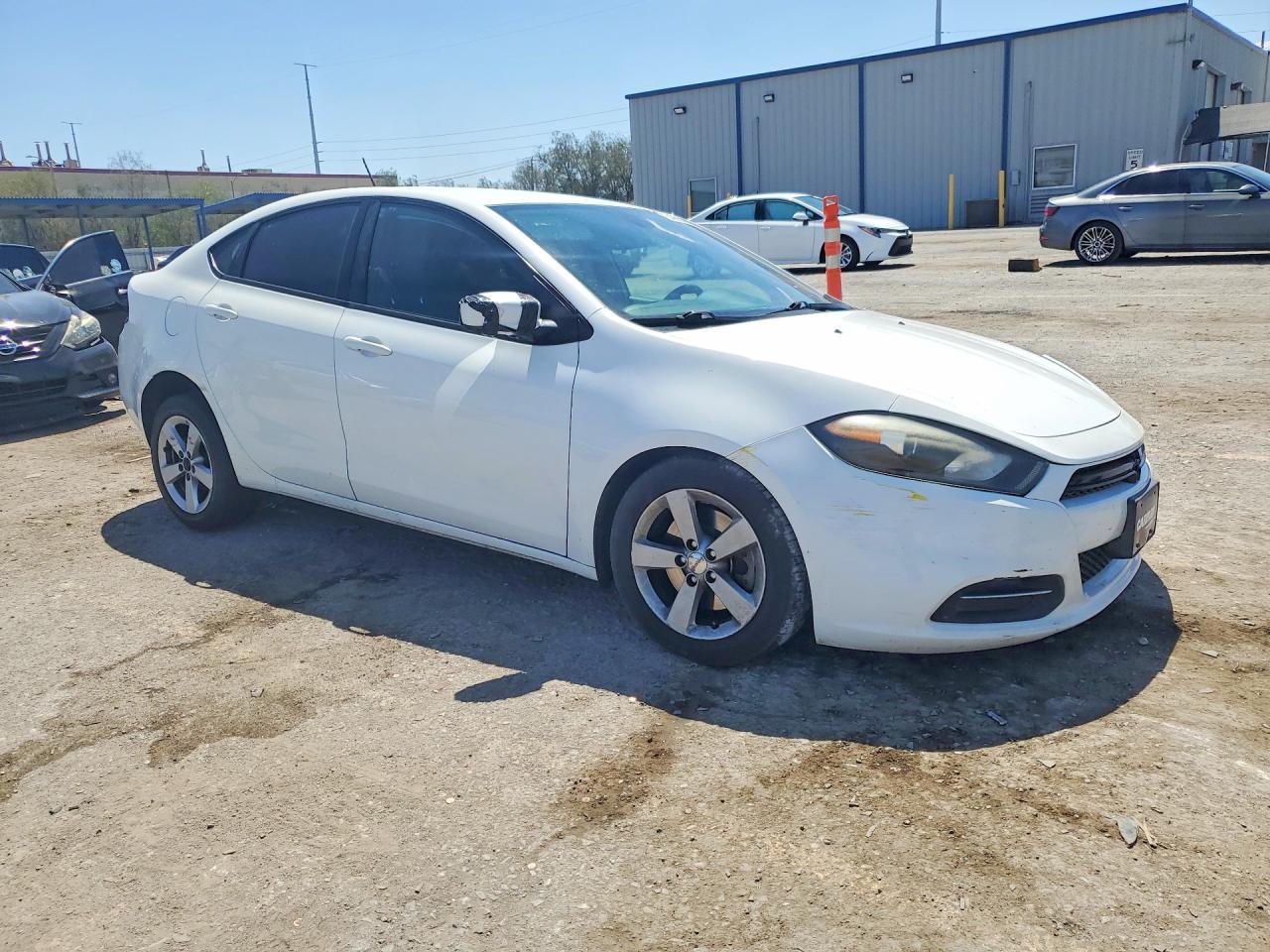 2016 Dodge Dart Sxt White vin: 1C3CDFBB1GD736861