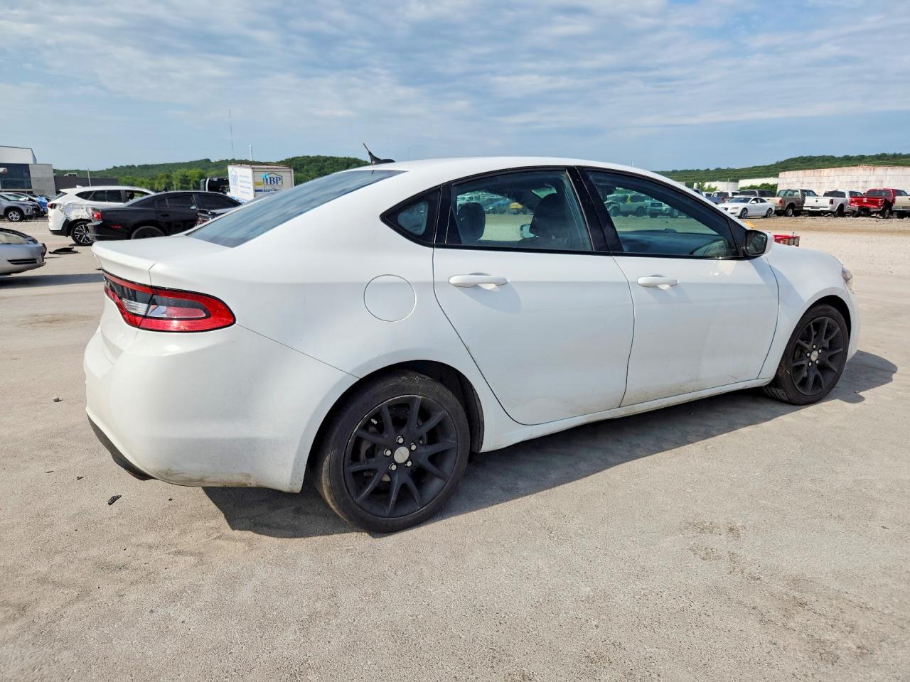 2015 Dodge Dart Sxt Белый vin: 1C3CDFBB2FD116423