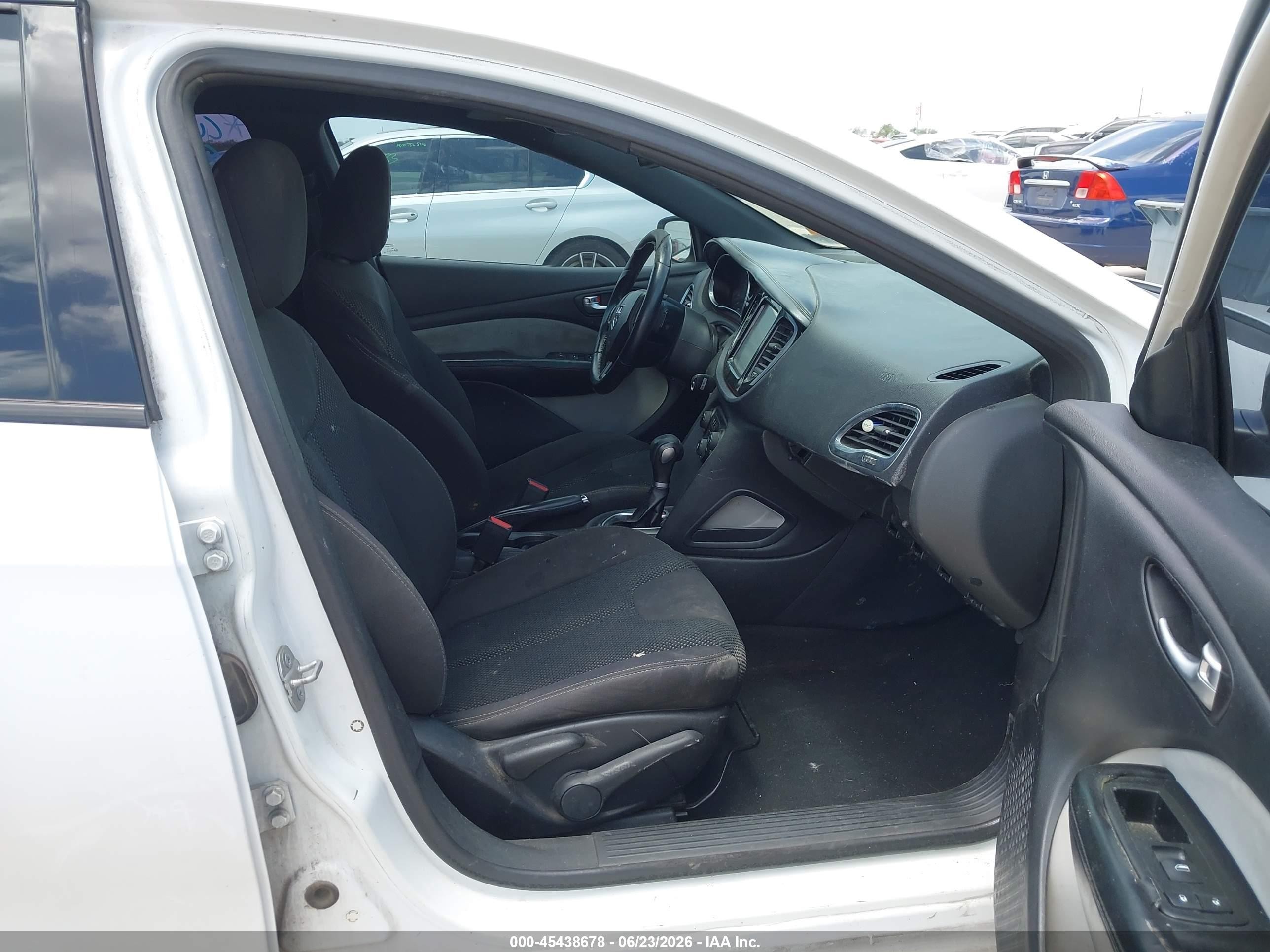 2015 Dodge Dart Sxt White vin: 1C3CDFBB2FD146599