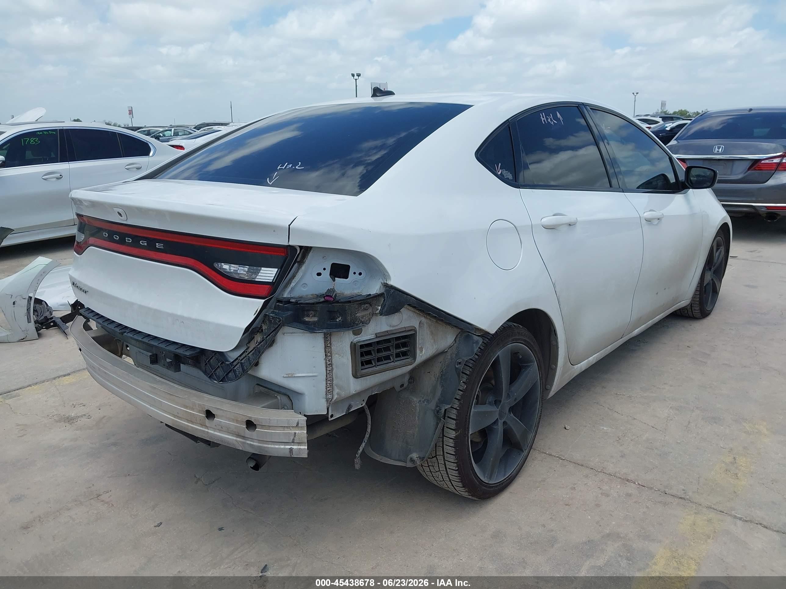 2015 Dodge Dart Sxt White vin: 1C3CDFBB2FD146599