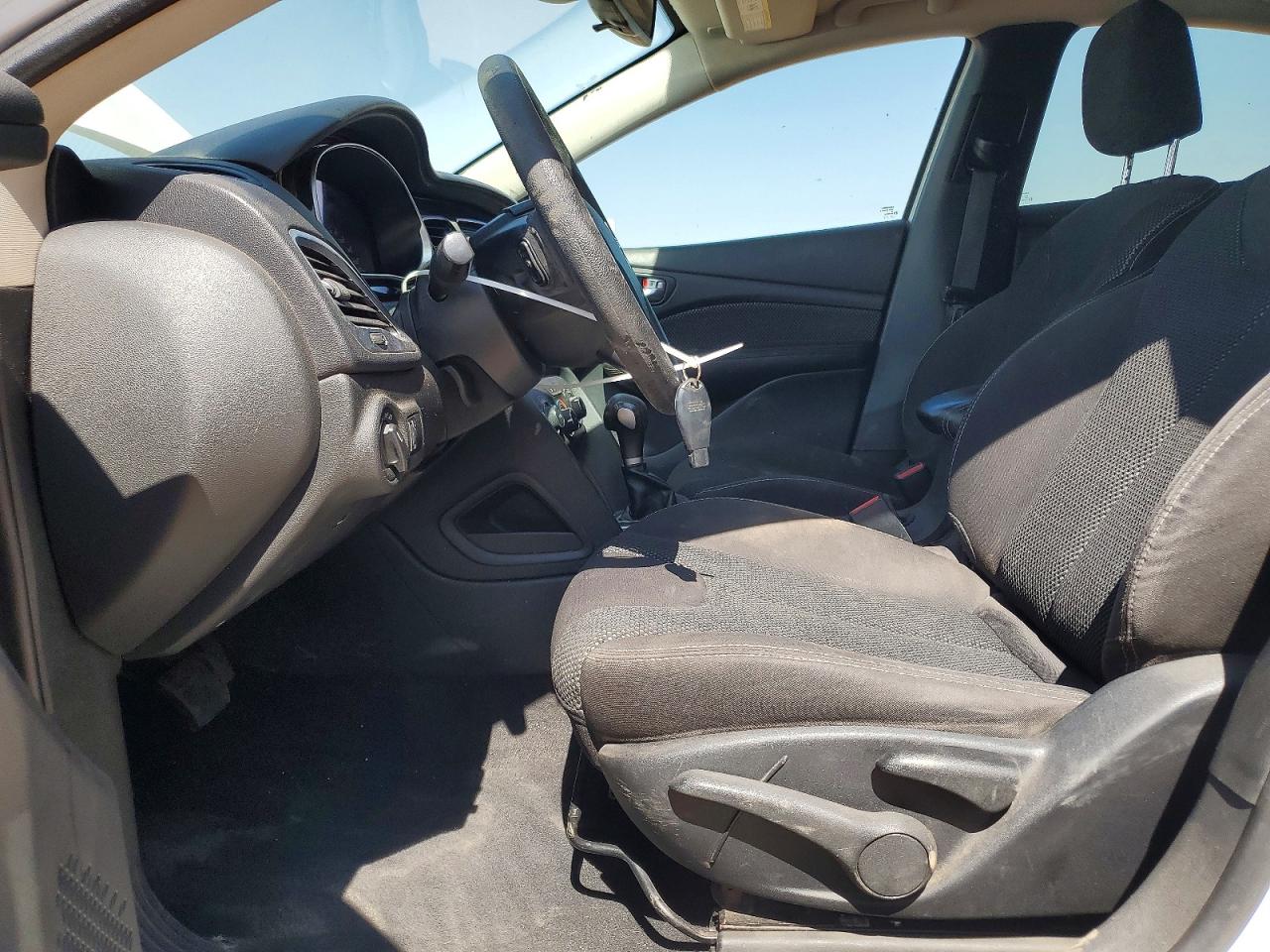 2015 Dodge Dart Sxt White vin: 1C3CDFBB2FD319859