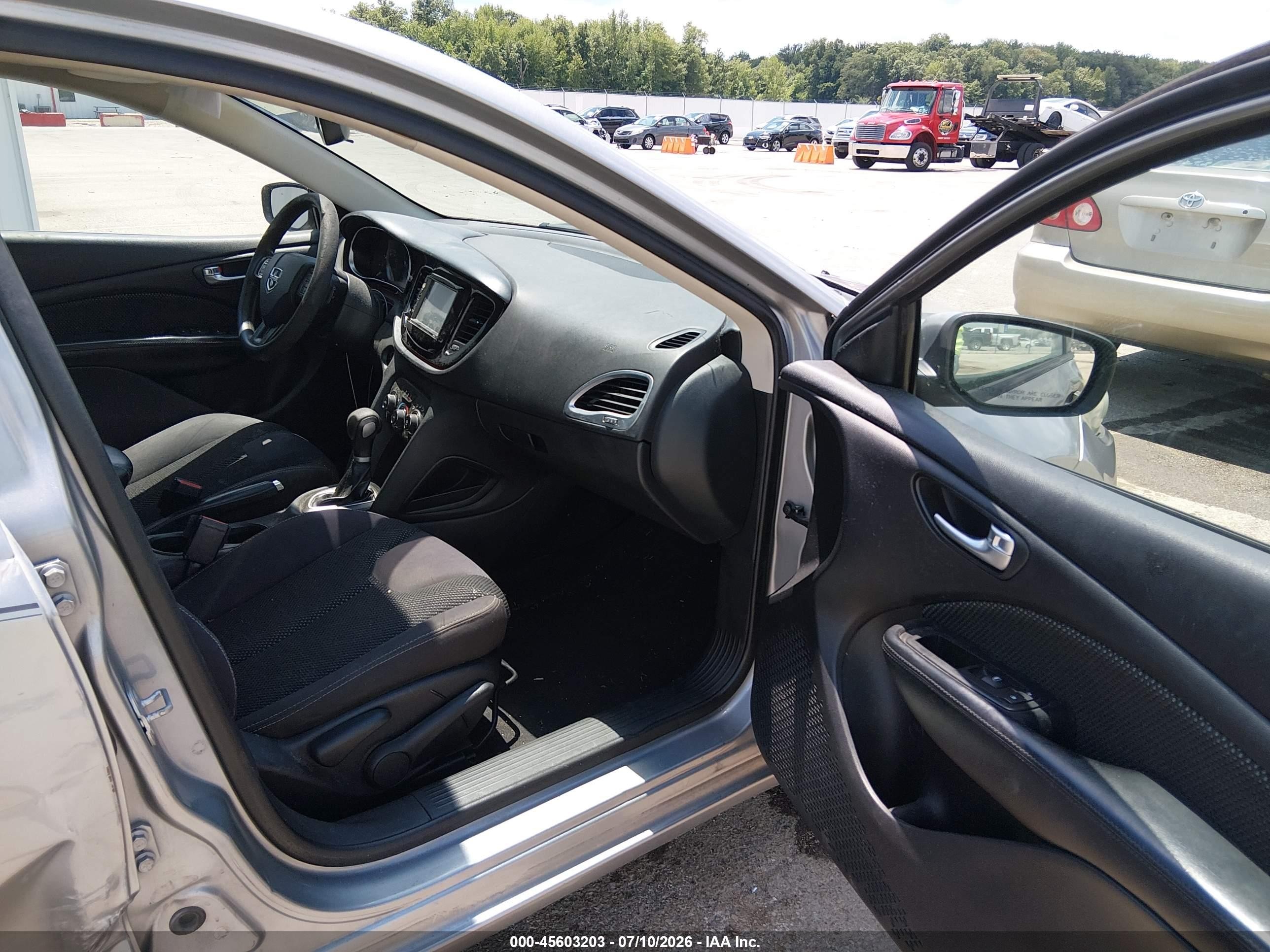 2015 Dodge Dart Sxt Silver vin: 1C3CDFBB3FD186786