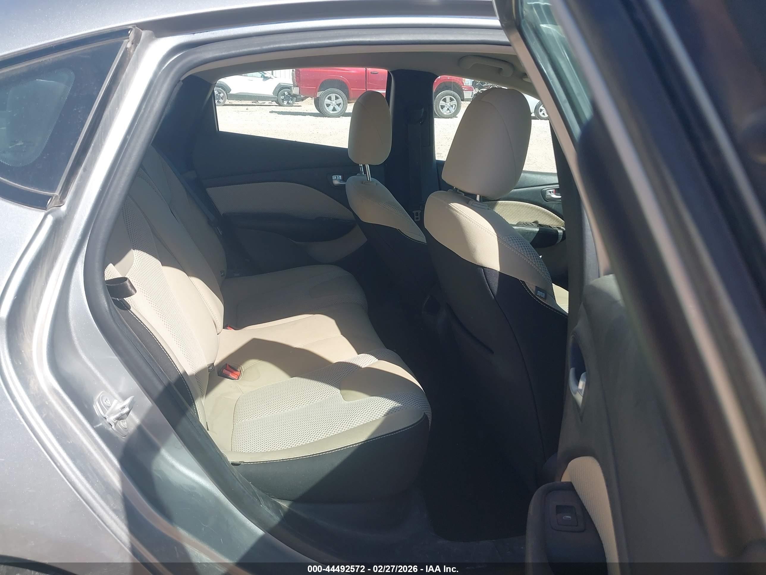 2015 Dodge Dart Sxt Silver vin: 1C3CDFBB3FD192992