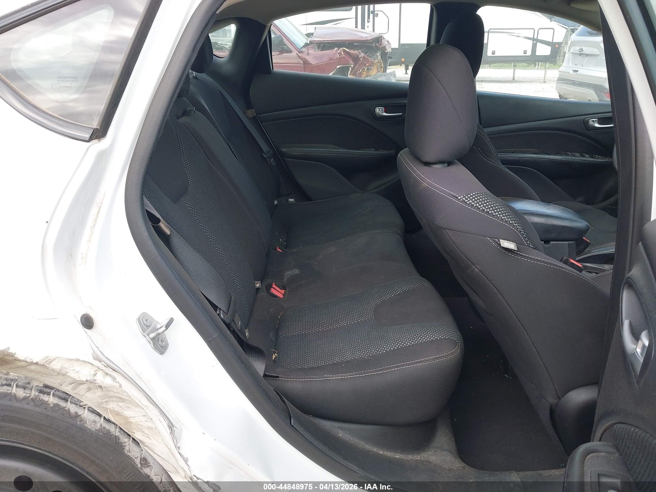 2015 Dodge Dart Sxt White vin: 1C3CDFBB3FD226817