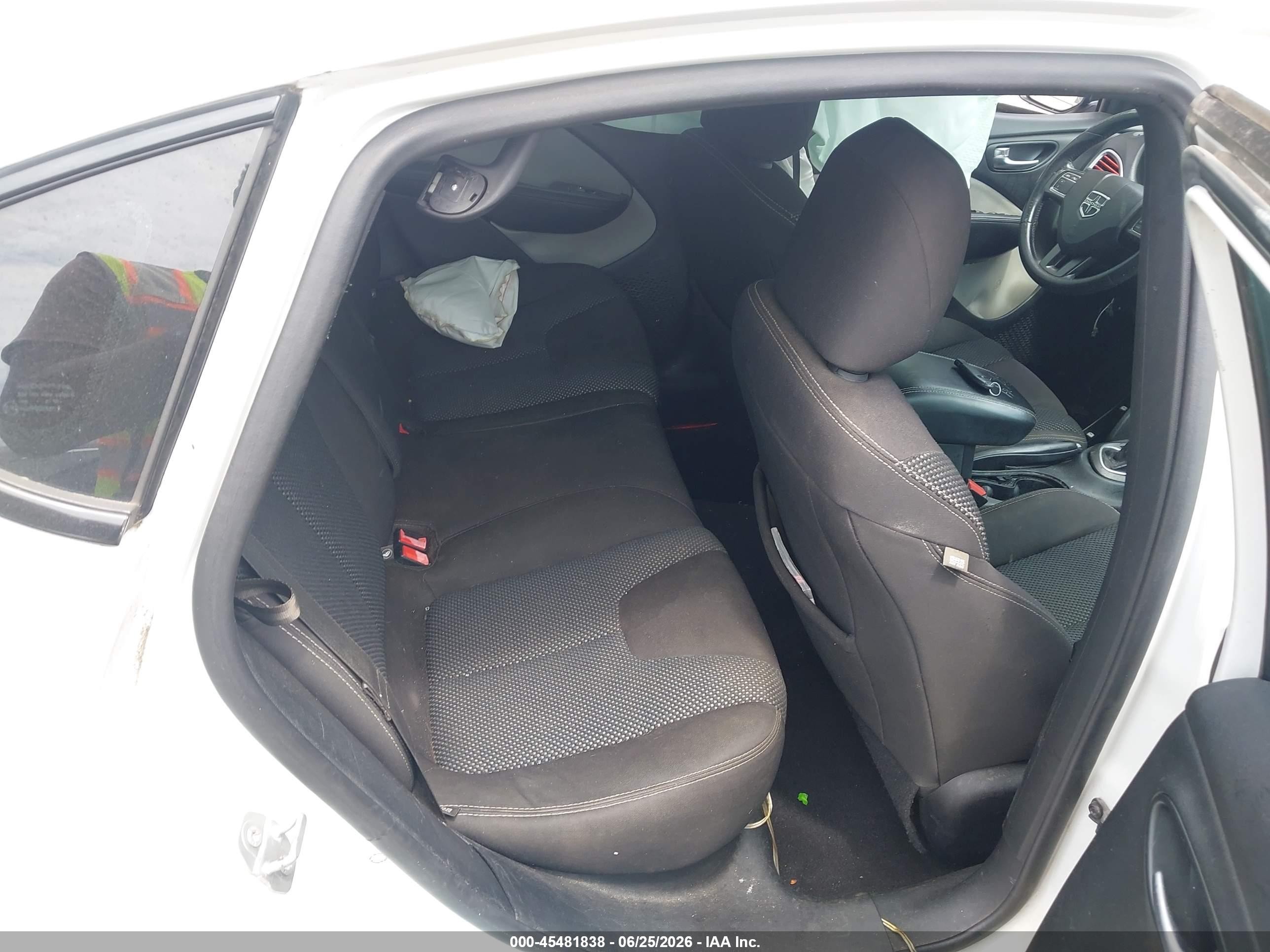 2015 Dodge Dart Sxt White vin: 1C3CDFBB3FD301970