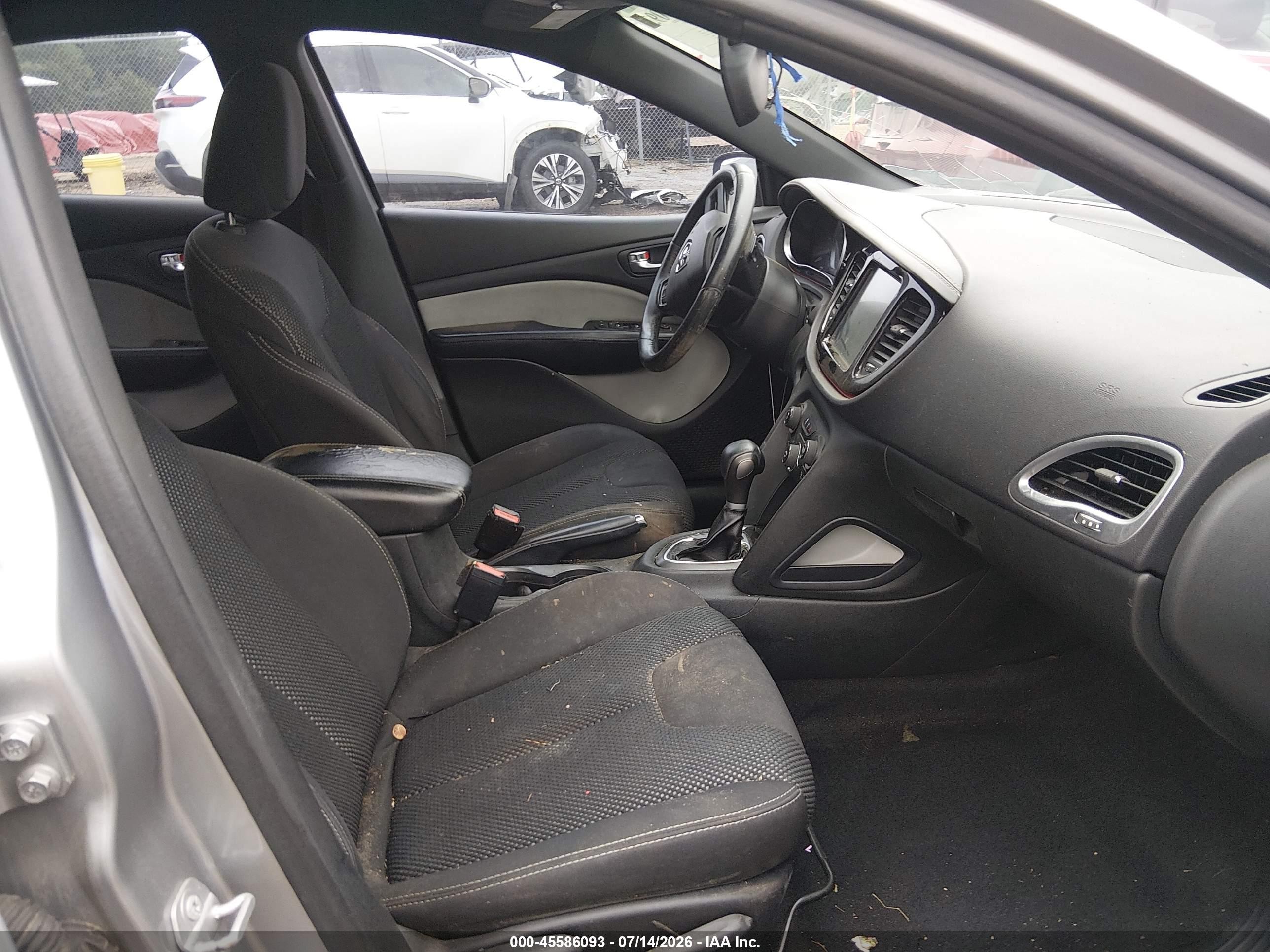 2015 Dodge Dart Sxt Серебряный vin: 1C3CDFBB4FD187770