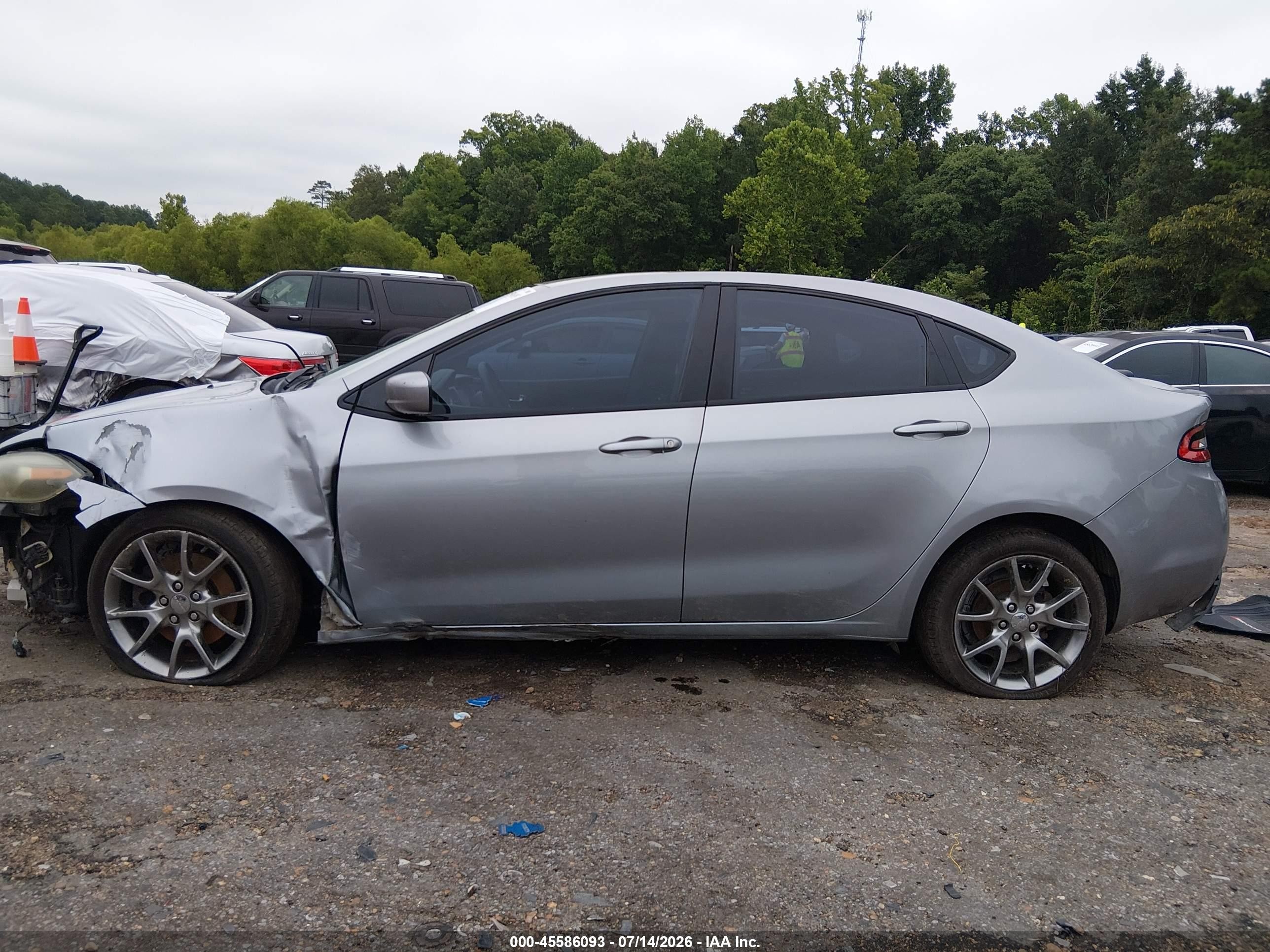 2015 Dodge Dart Sxt Серебряный vin: 1C3CDFBB4FD187770