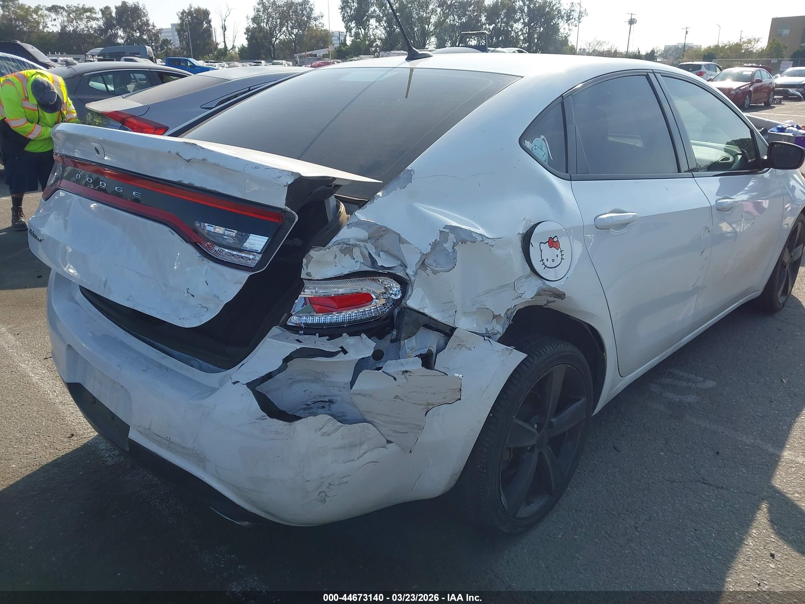 2015 Dodge Dart Sxt White vin: 1C3CDFBB4FD434219