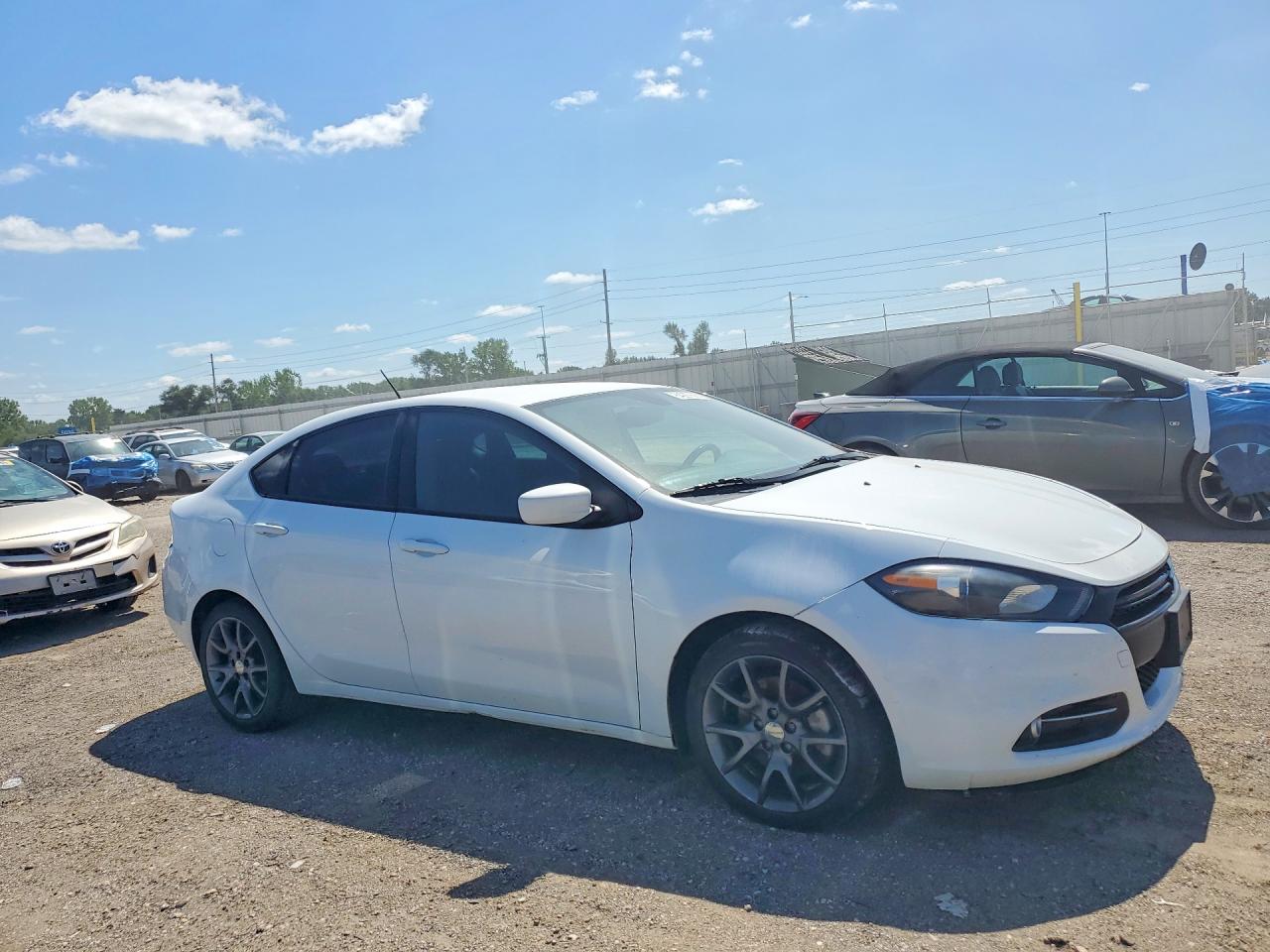 2016 Dodge Dart Sxt White vin: 1C3CDFBB4GD506683