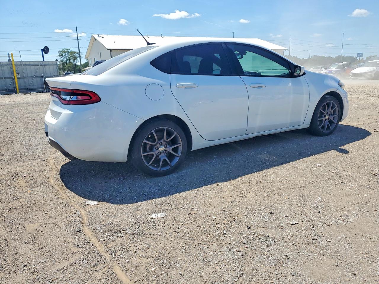 2016 Dodge Dart Sxt White vin: 1C3CDFBB4GD506683