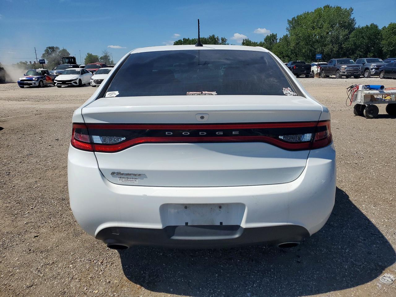 2016 Dodge Dart Sxt White vin: 1C3CDFBB4GD506683