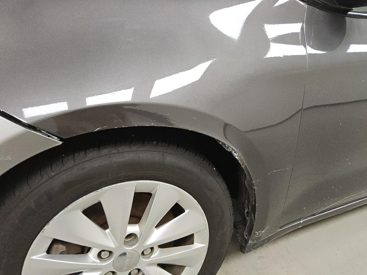 2014 Dodge Dart Sxt Gray vin: 1C3CDFBB5ED917944 Damage: Left Front Fender, Dent(S) W/ Paint Dmg, 3 To 4 Inches